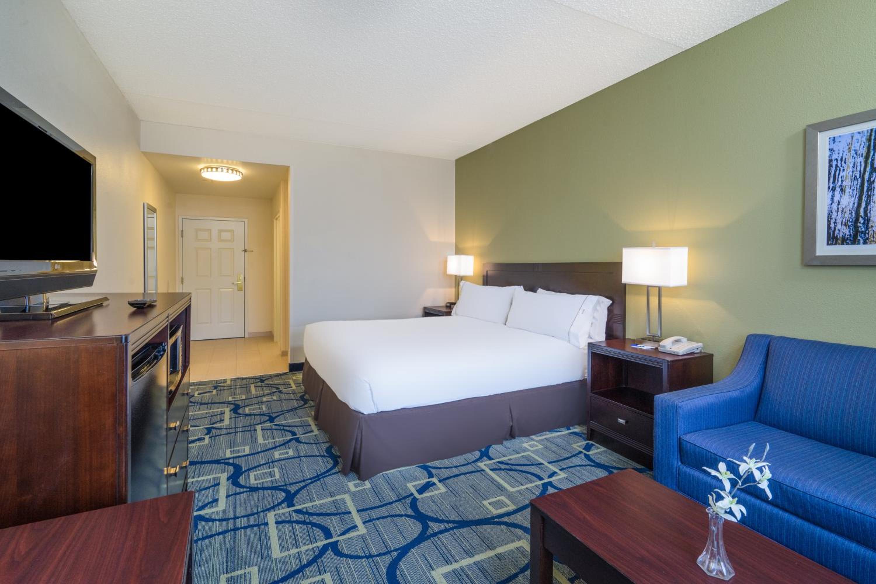 King Suite - Photo 1
