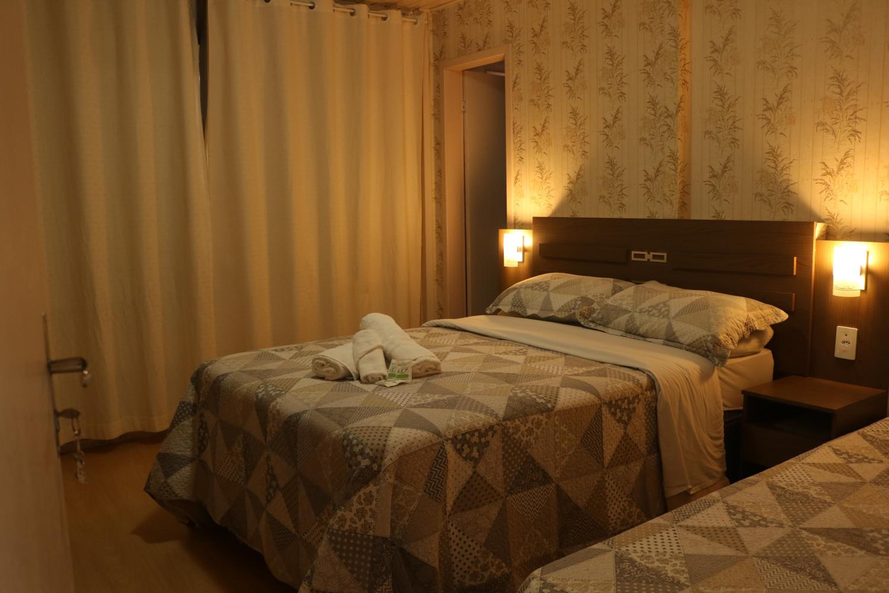Deluxe Suite photo 3