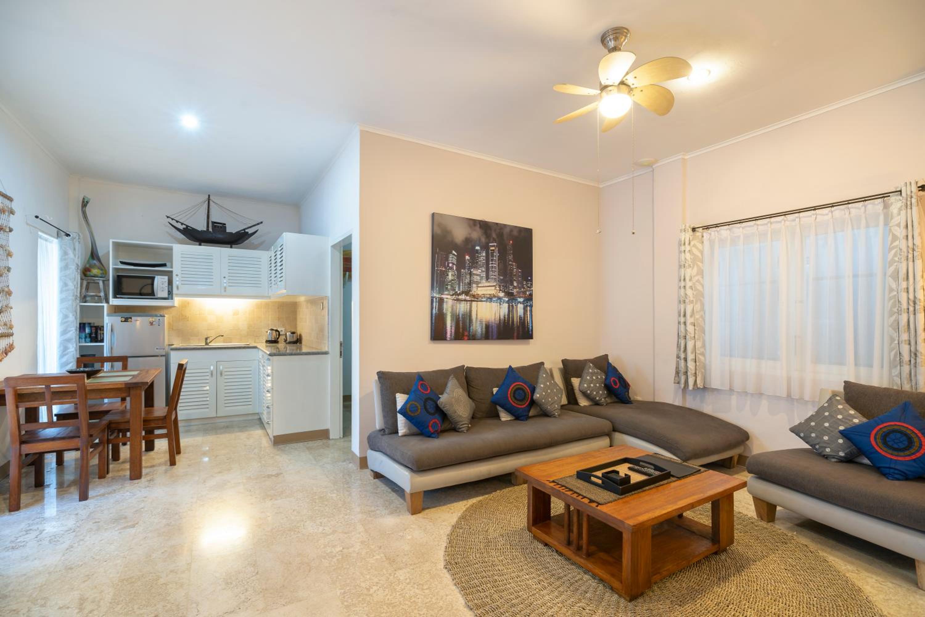 One-Bedroom Apartment