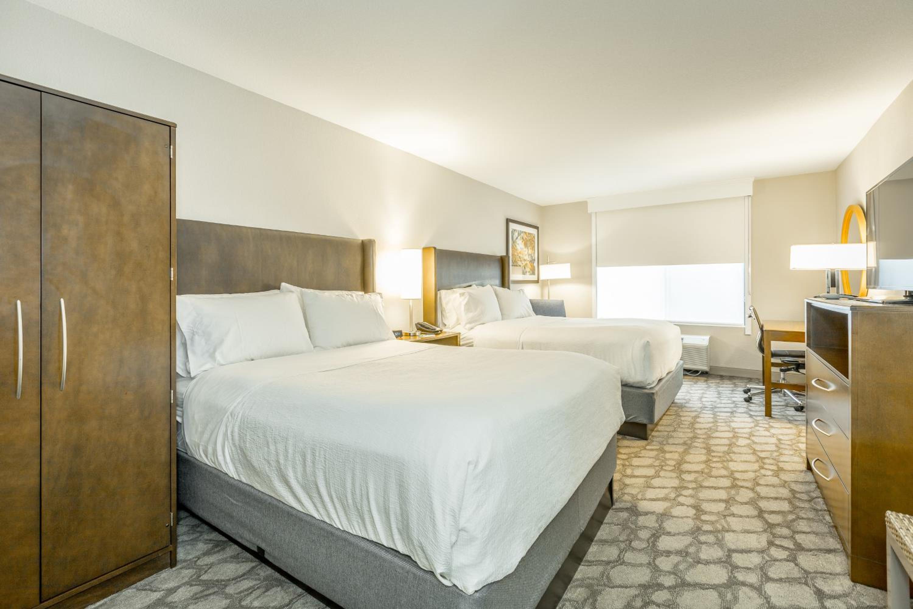 Double Room with Two Double Beds - Non-Smoking photo 1