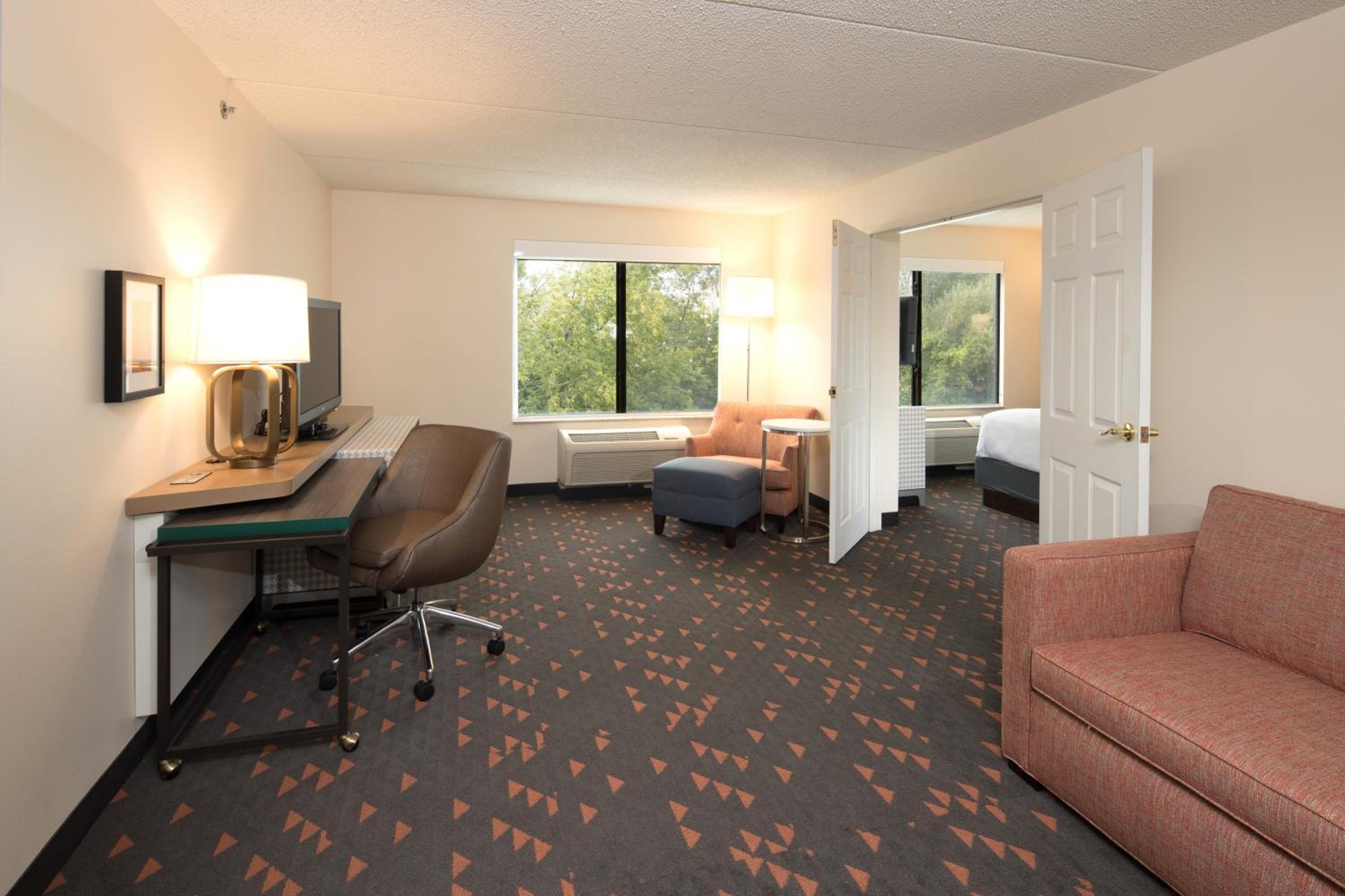 King Suite - Photo 3