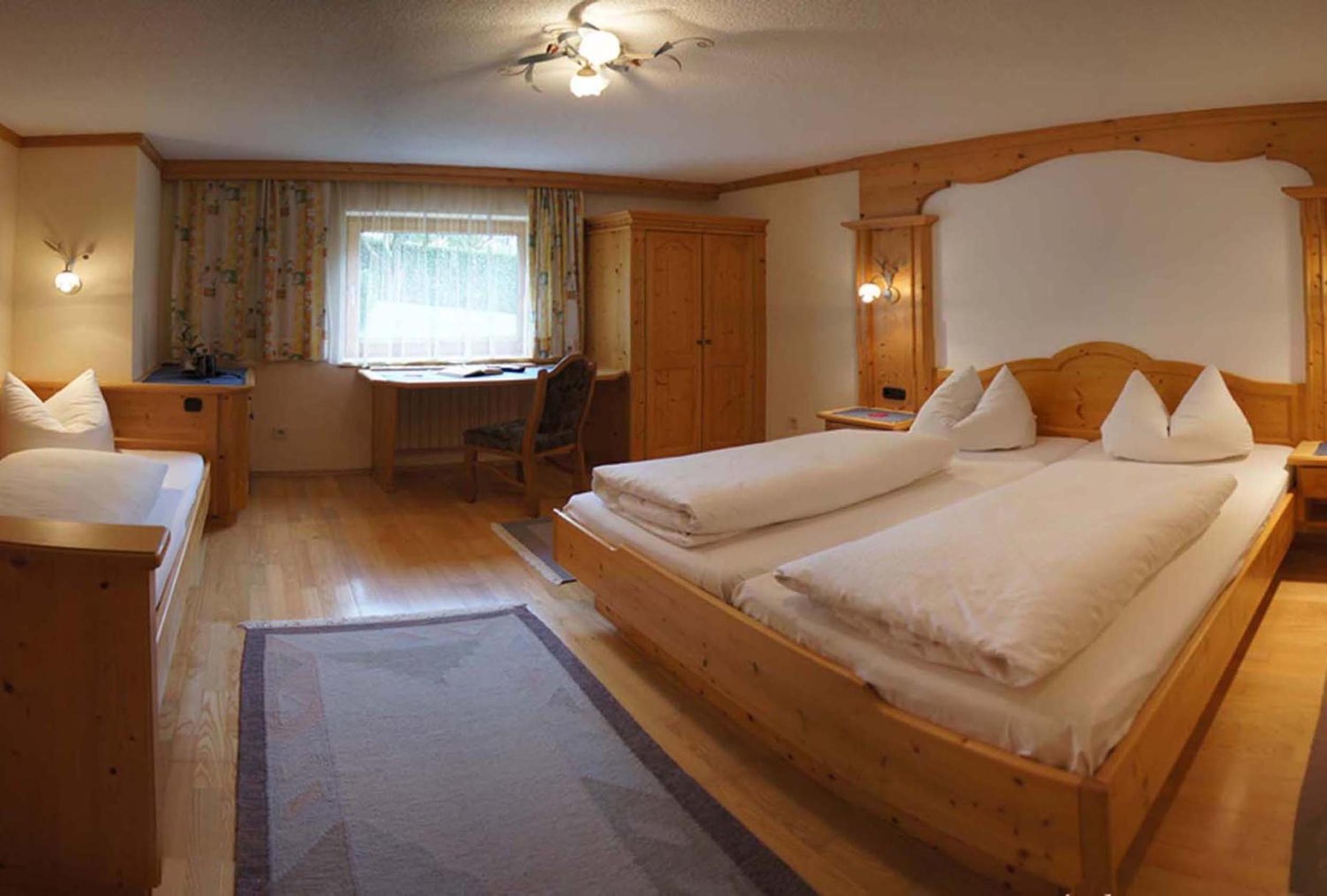 One-Bedroom Apartment with Garden photo 2