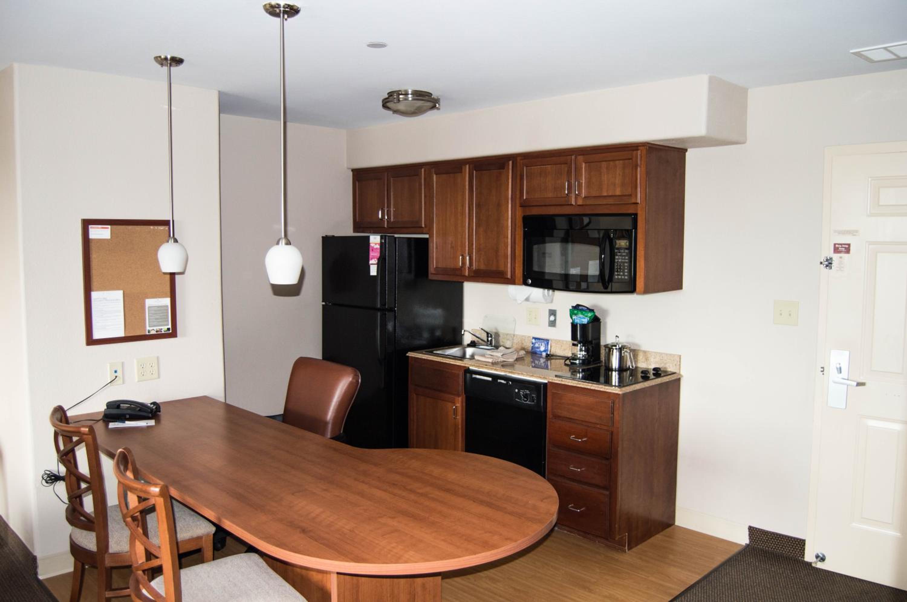 One-Bedroom Suite with Sofa Bed - Photo 2