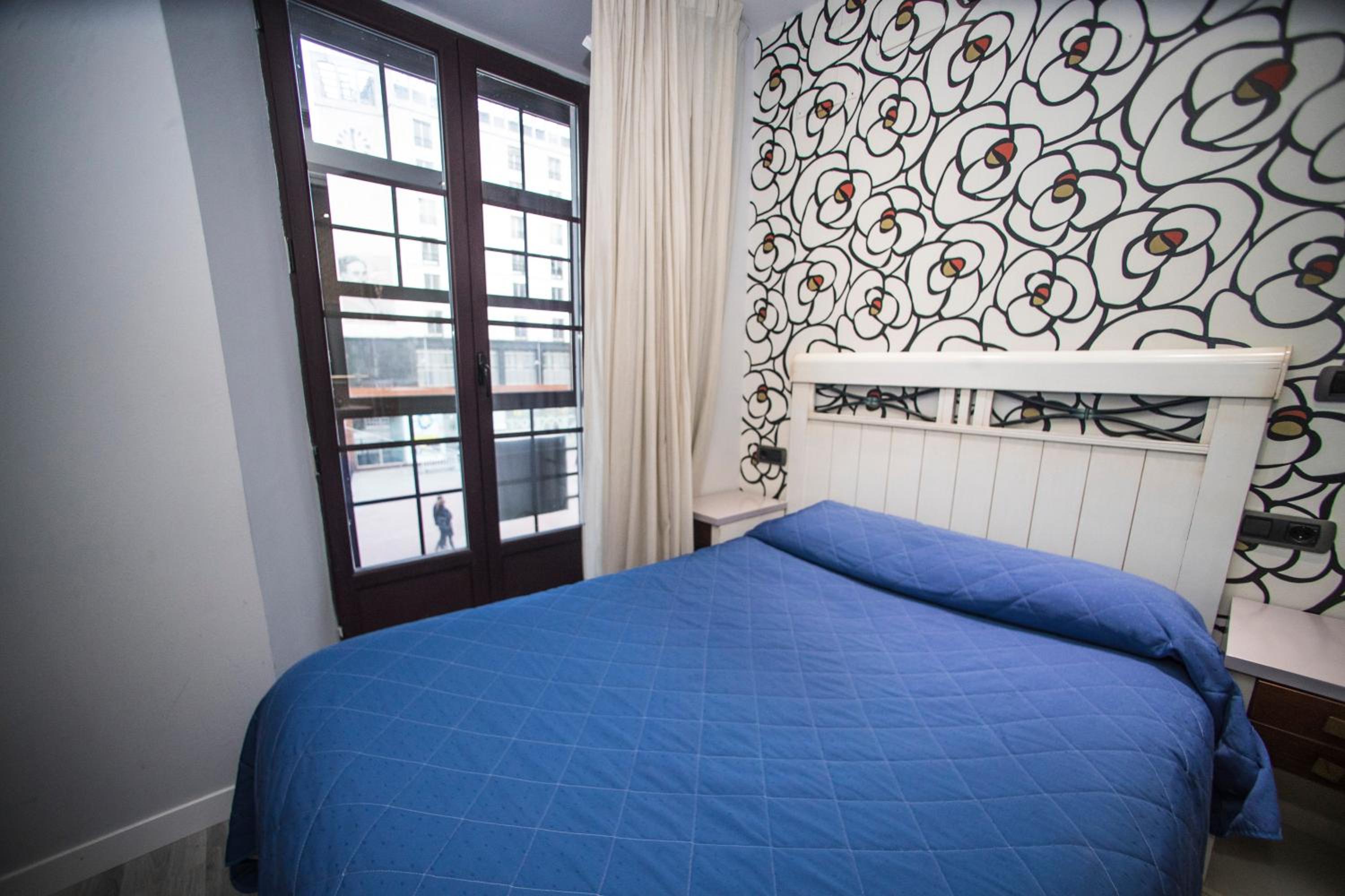 Economy Double Room with Balcony photo 2