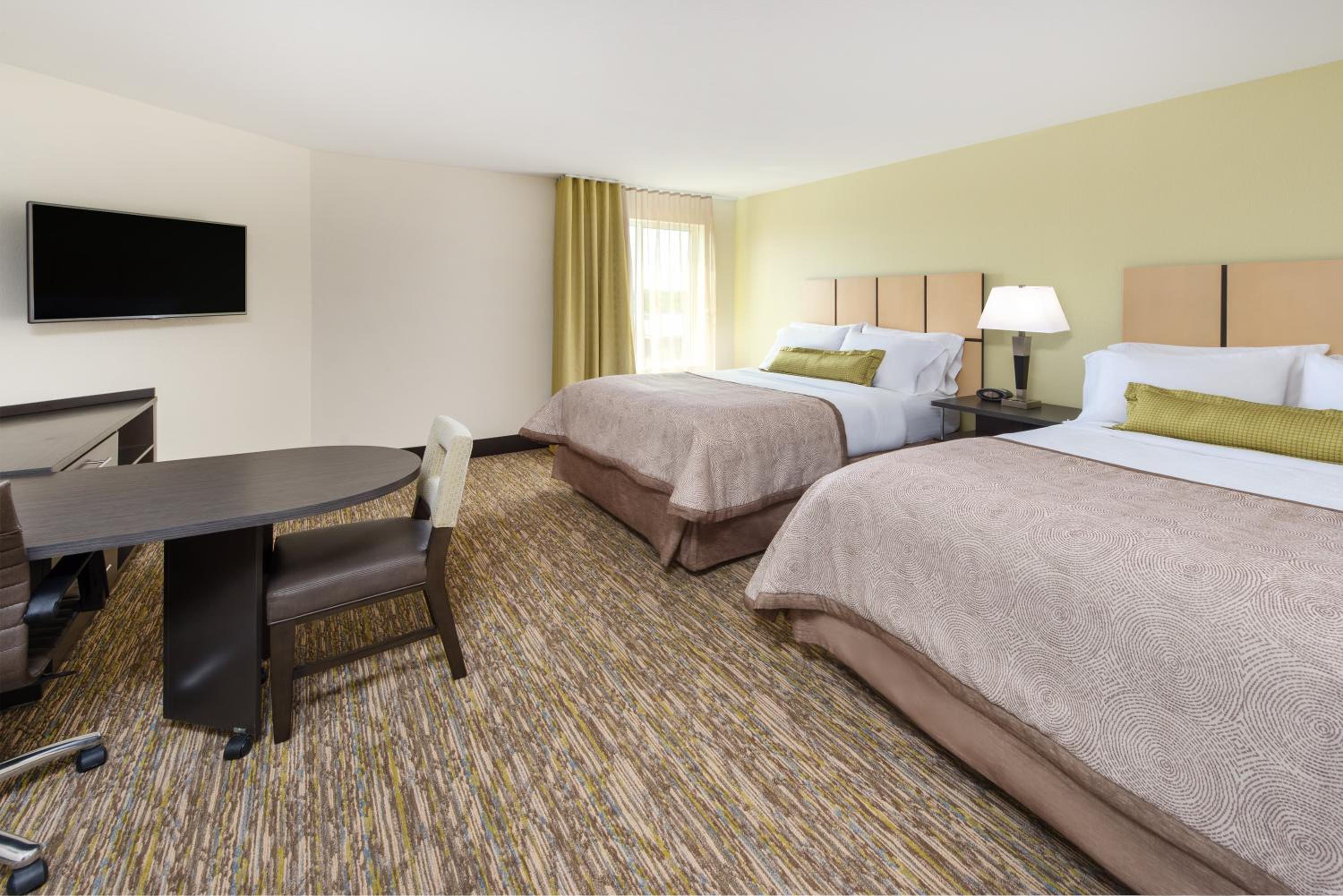 Studio Suite with Two Queen Beds - Photo 3