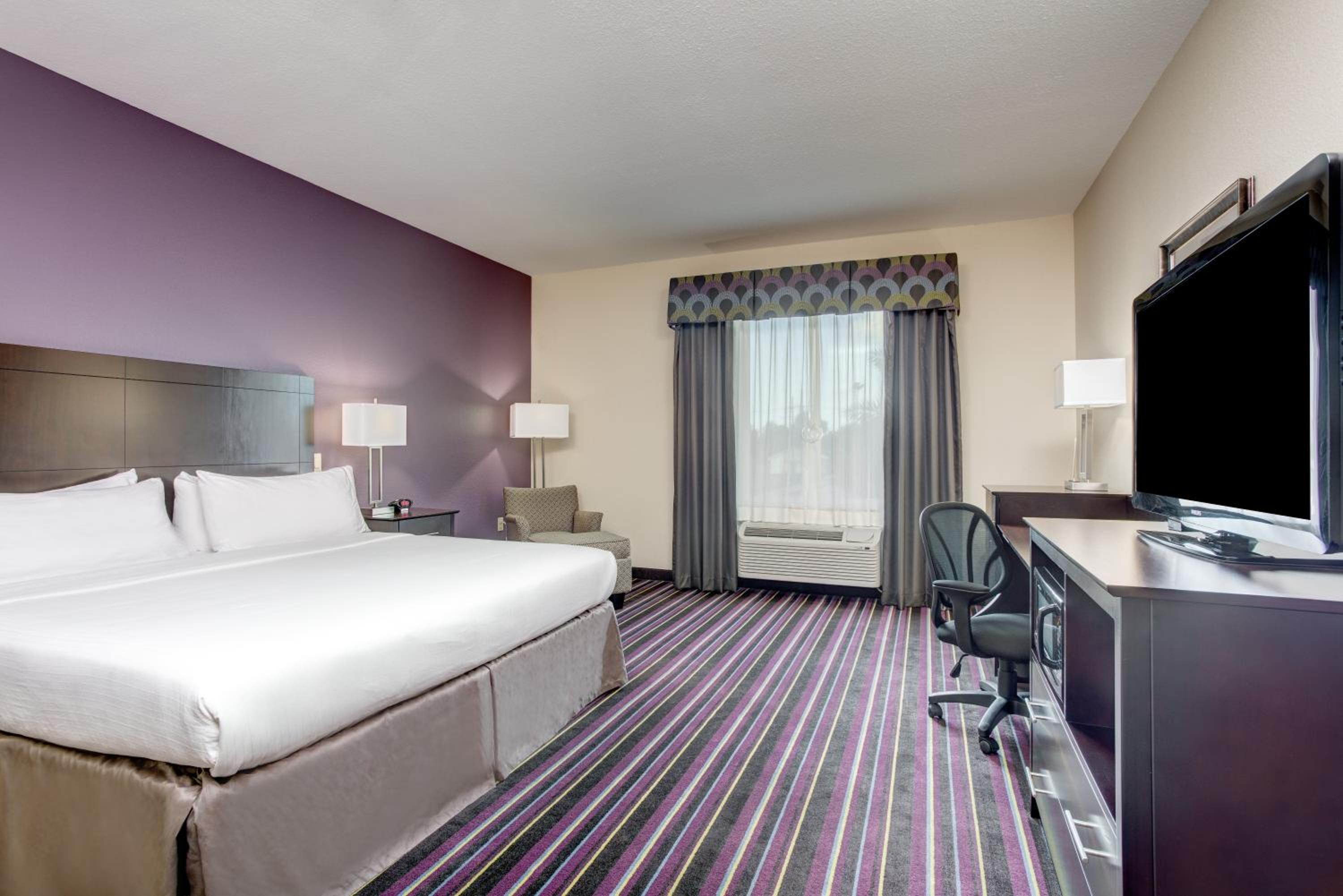 King Room - Mobility Access/Hearing Accessible - Photo 1