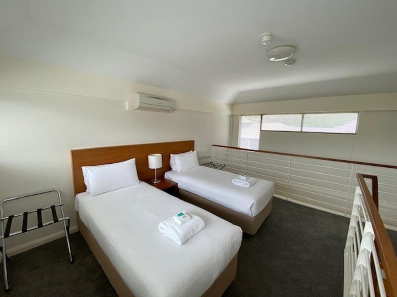 Two-Bedroom Loft Apartment - Photo 2