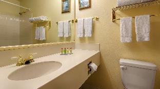 Double Room with Bath Tub - Disability Access/Non-Smoking  - Photo 9