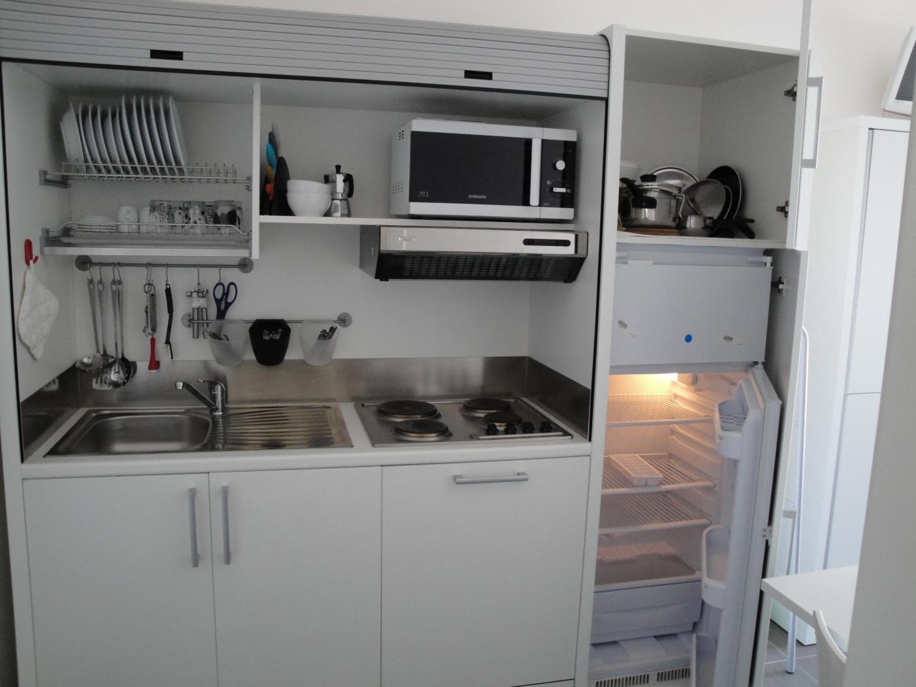 Studio Apartment photo 2