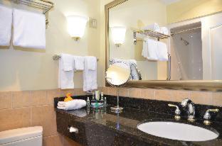 King Room with Sofa Bed and Shower - Non-Smoking - Photo 18