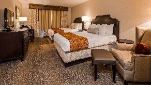 Queen Room with Two Queen Beds - Pet Friendly/Non-Smoking - Photo 2
