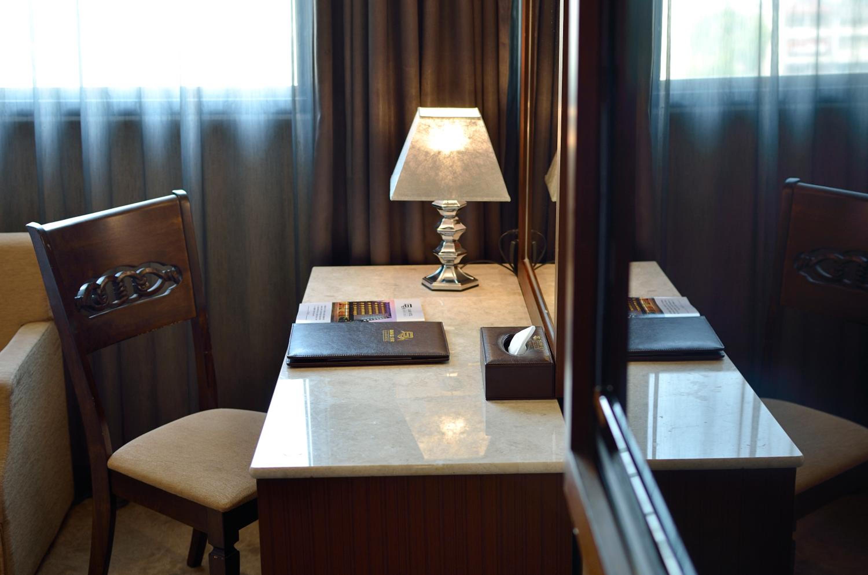 Business Twin Room photo 3