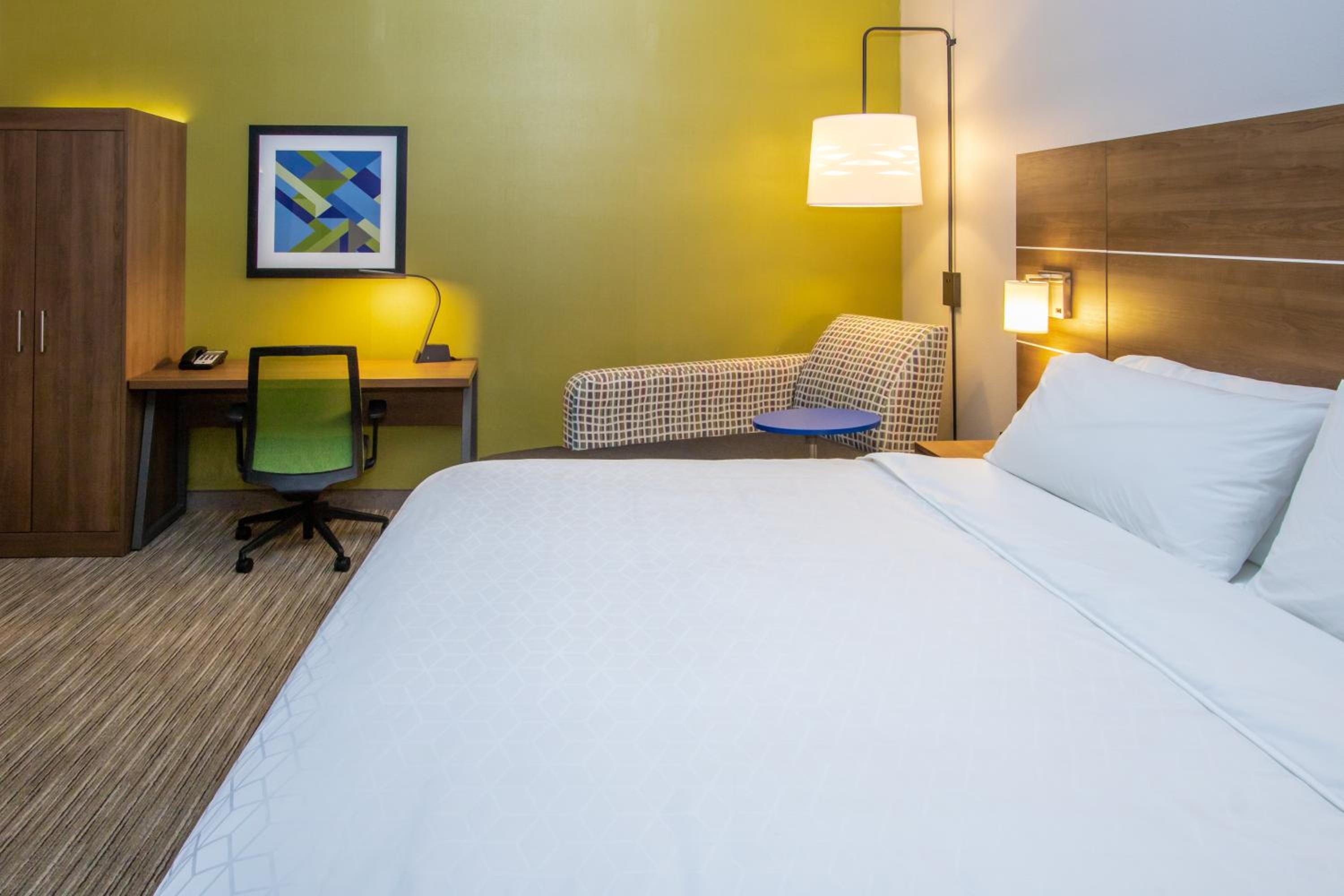 King Suite - Photo 20