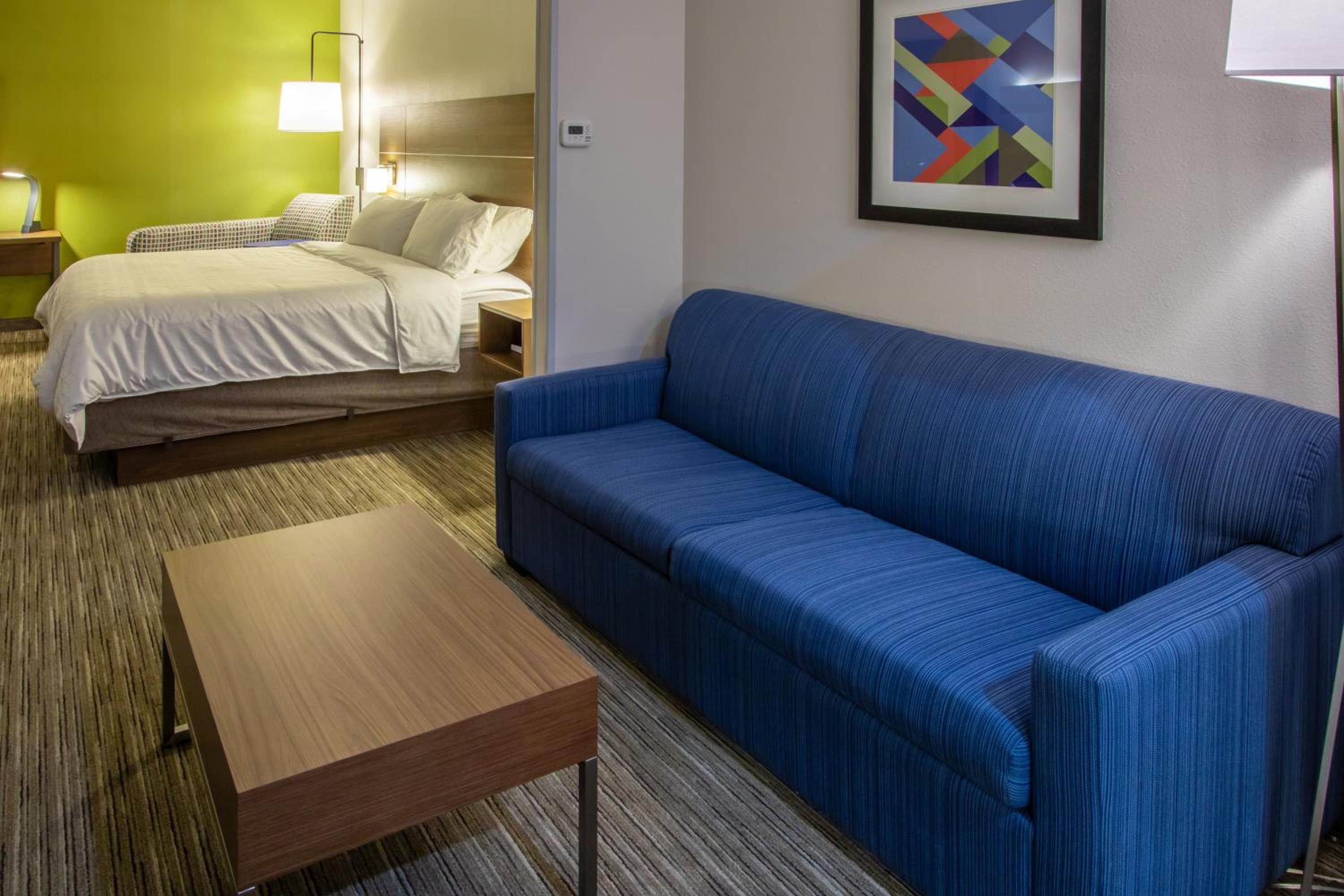 King Suite - Photo 26