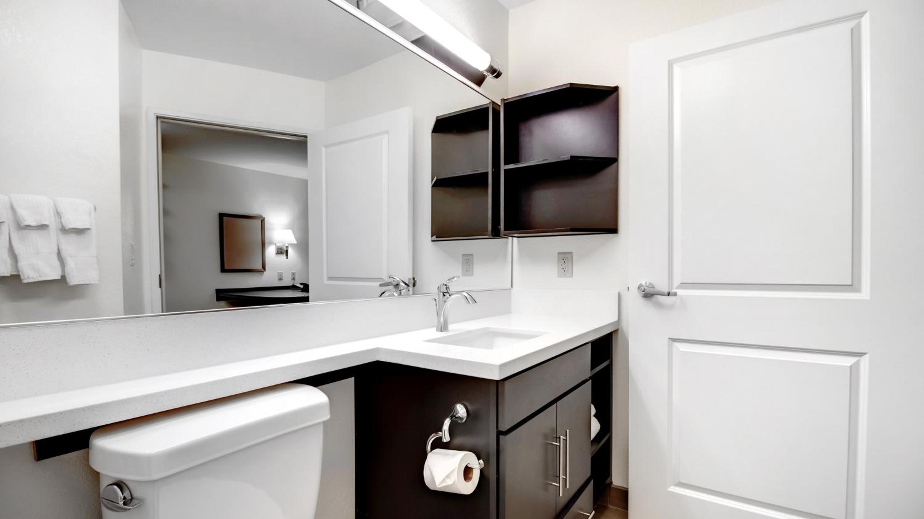 King Studio Suite photo 2
