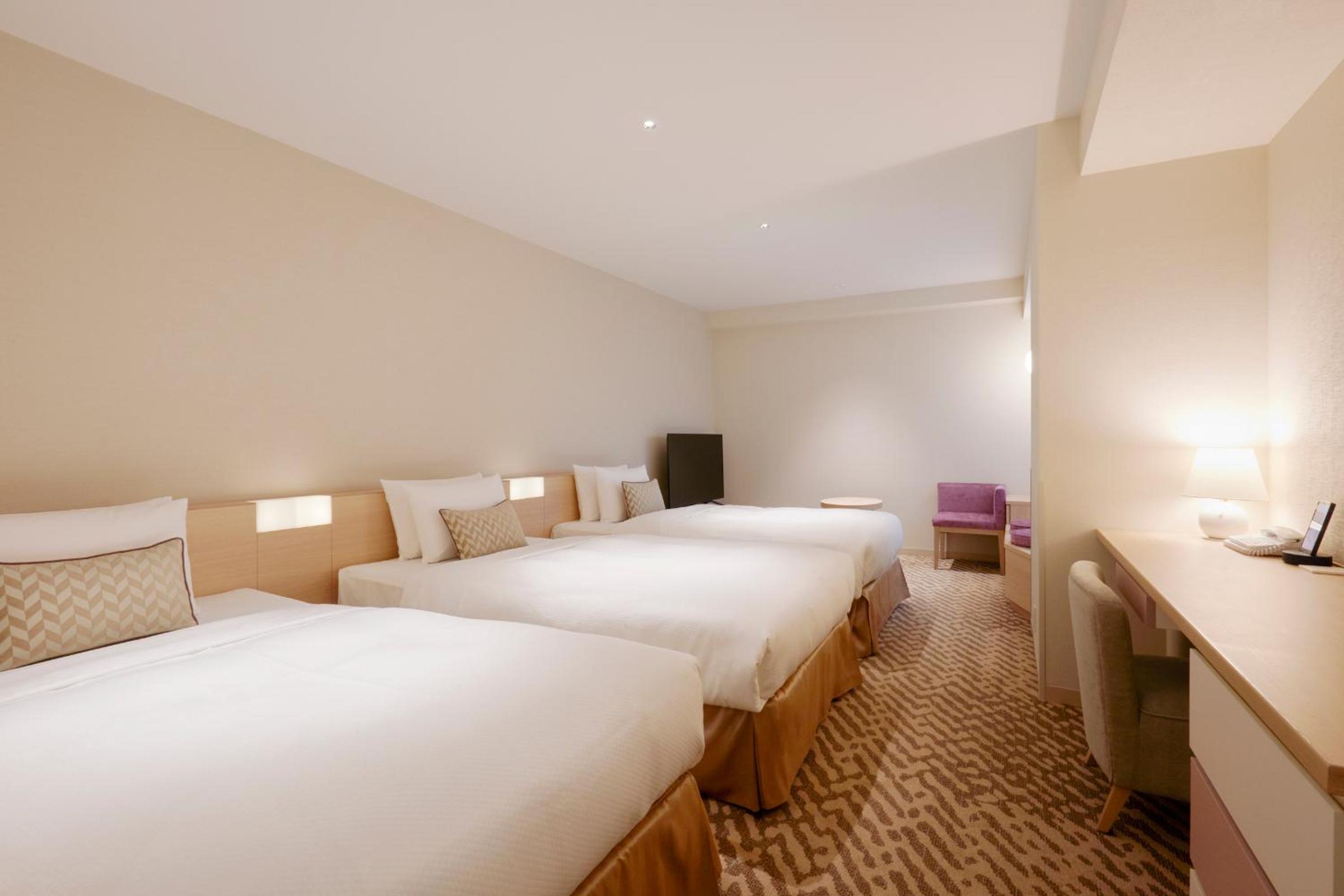 Standard Triple Room - Non-Smoking - Photo 1