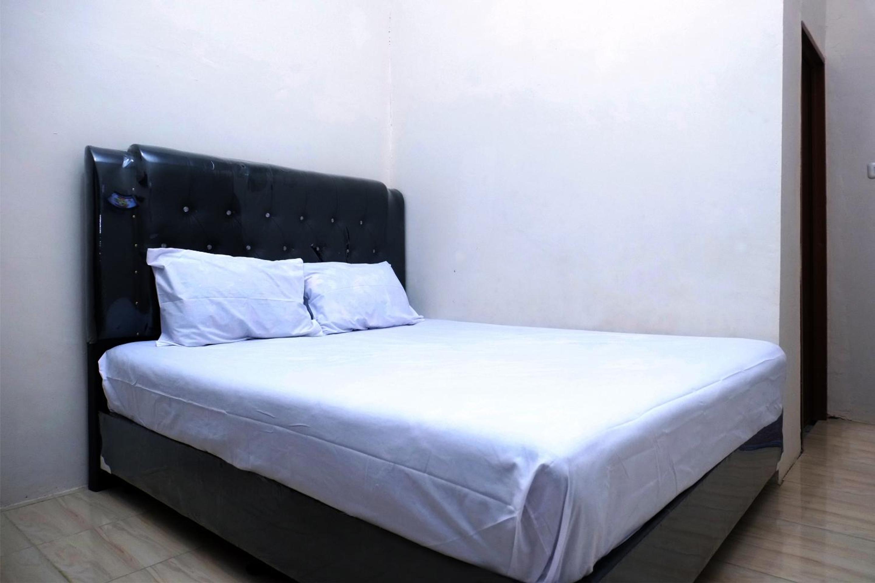 Large Single Room