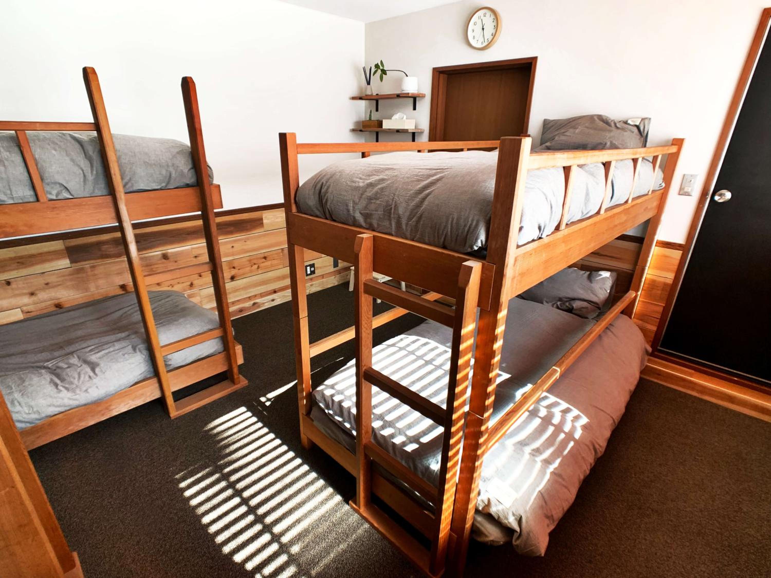 Bed in 6-Bed Dormitory Room photo 2