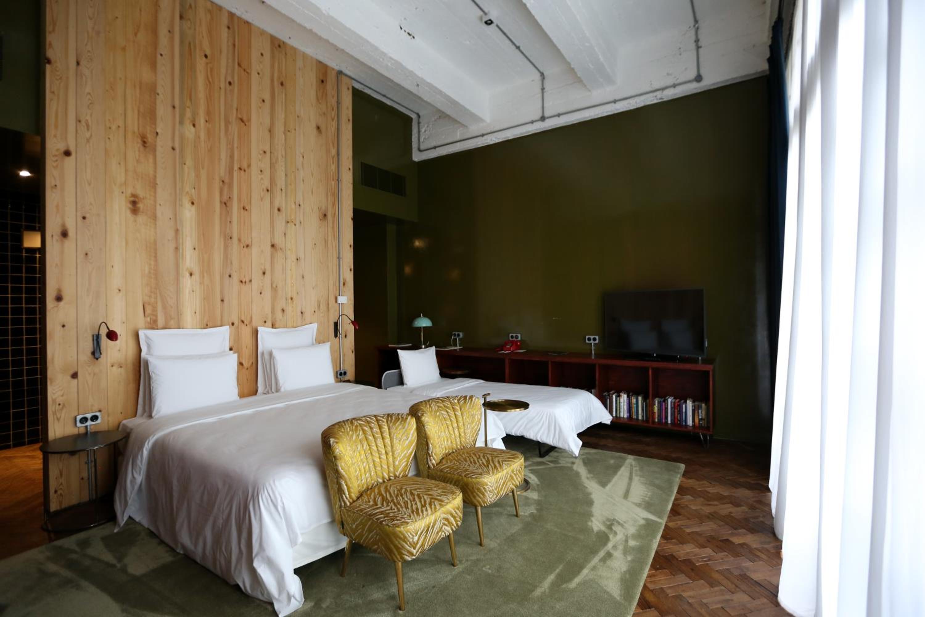 Terrace Room