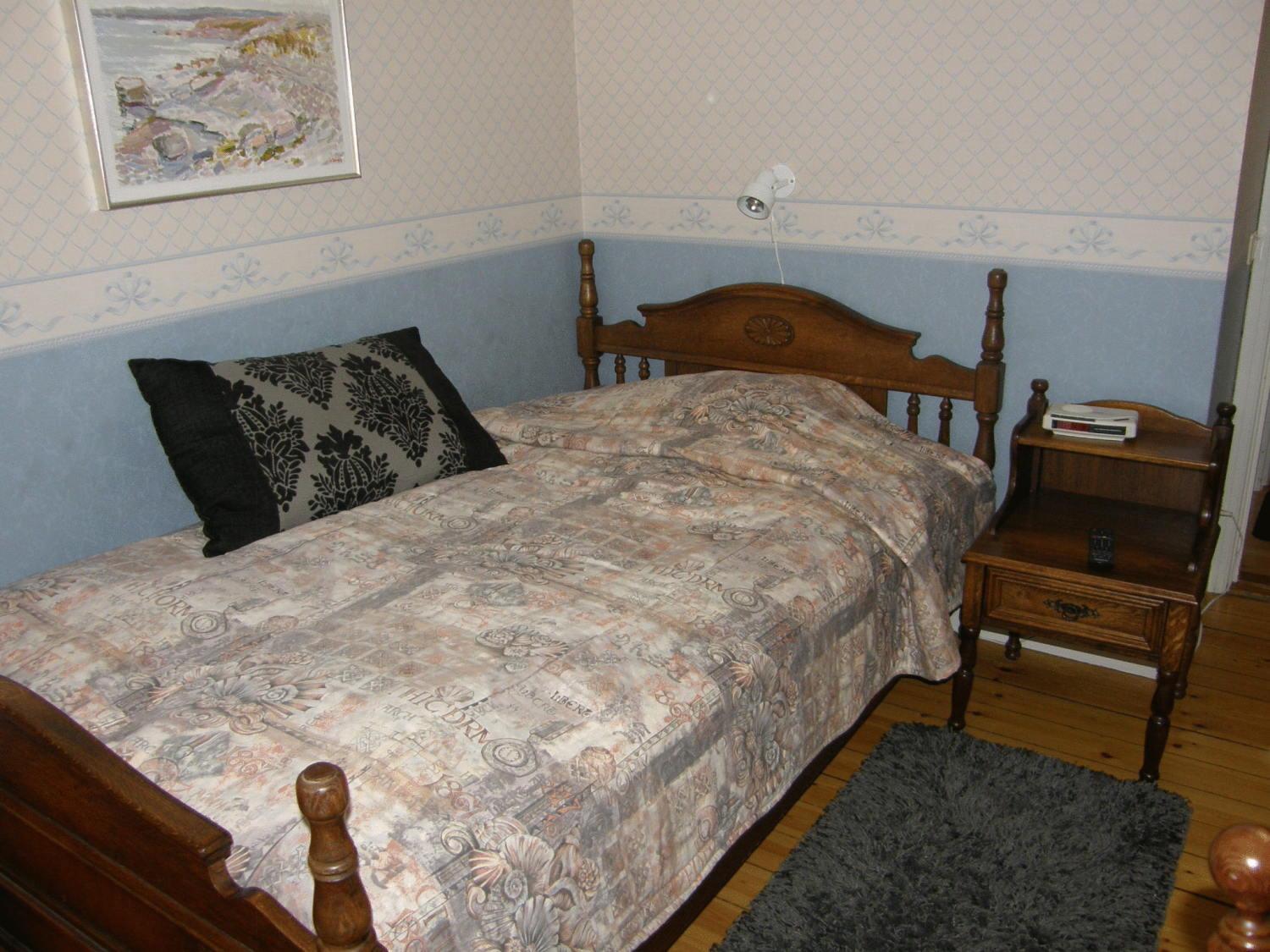 Single Room photo 2