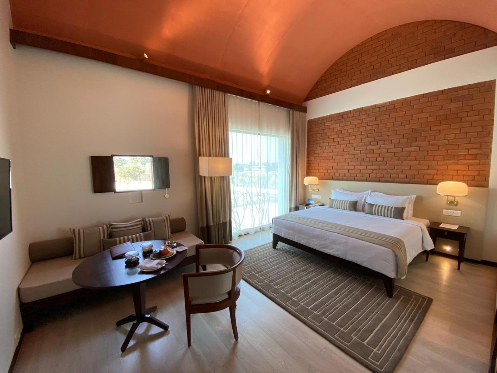 Deluxe Double Room - Photo 4