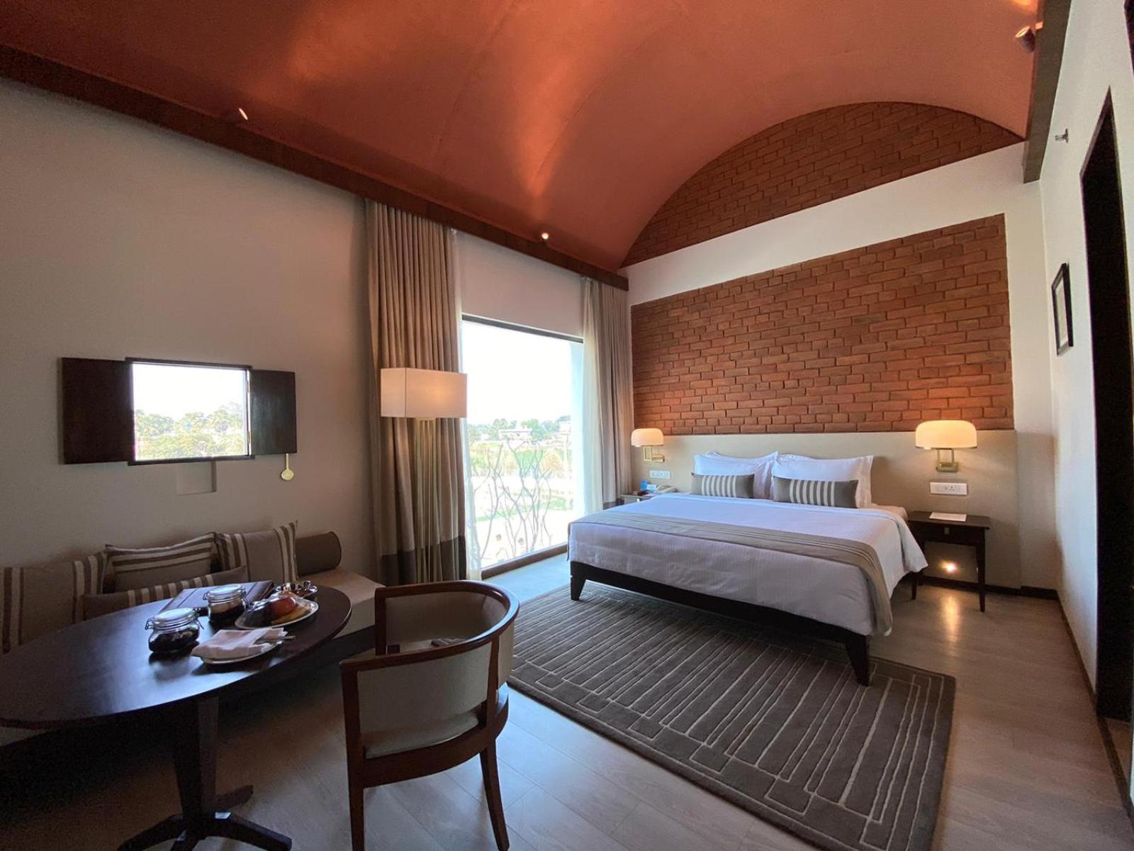 Suite photo
