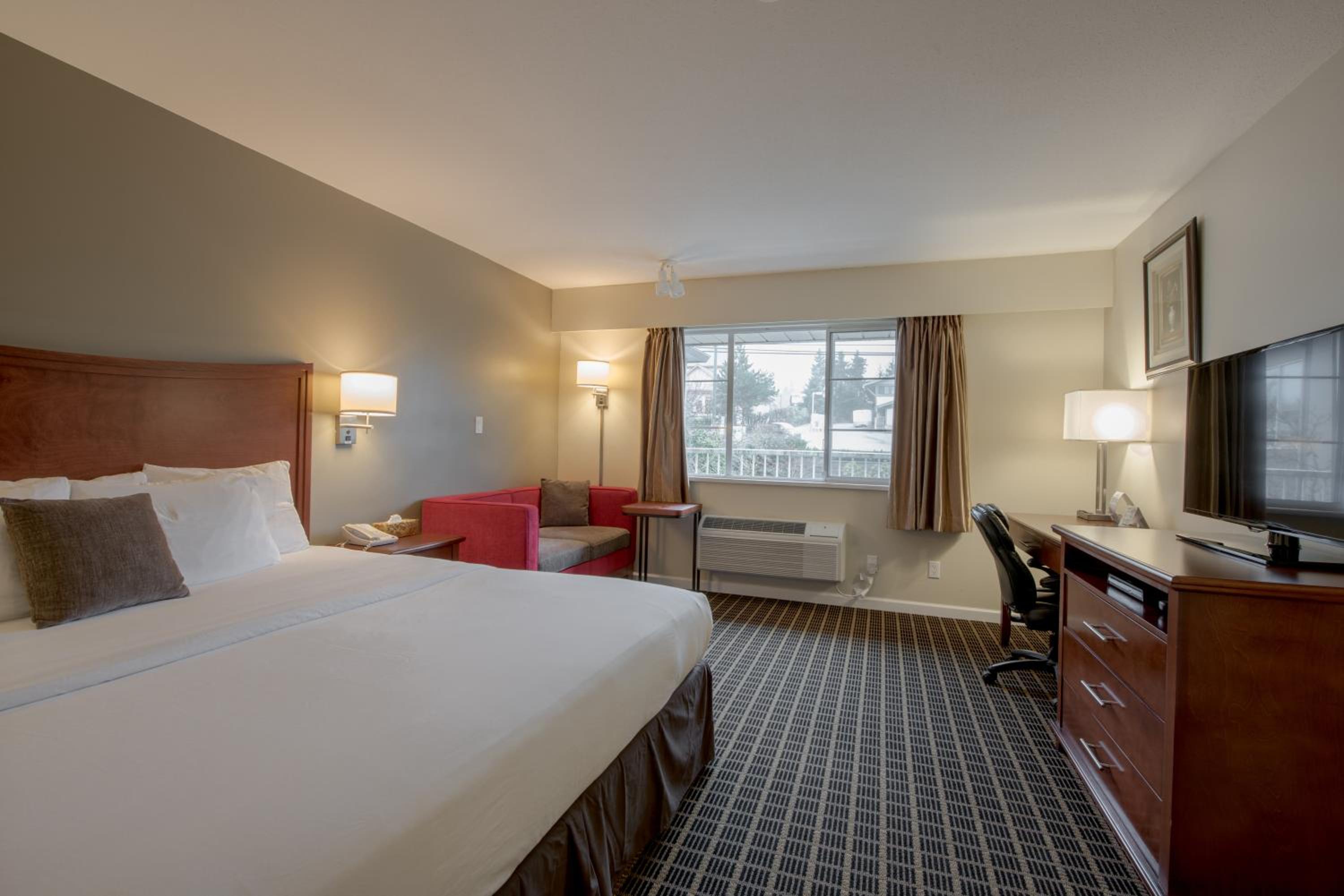 Standard King Room photo 2