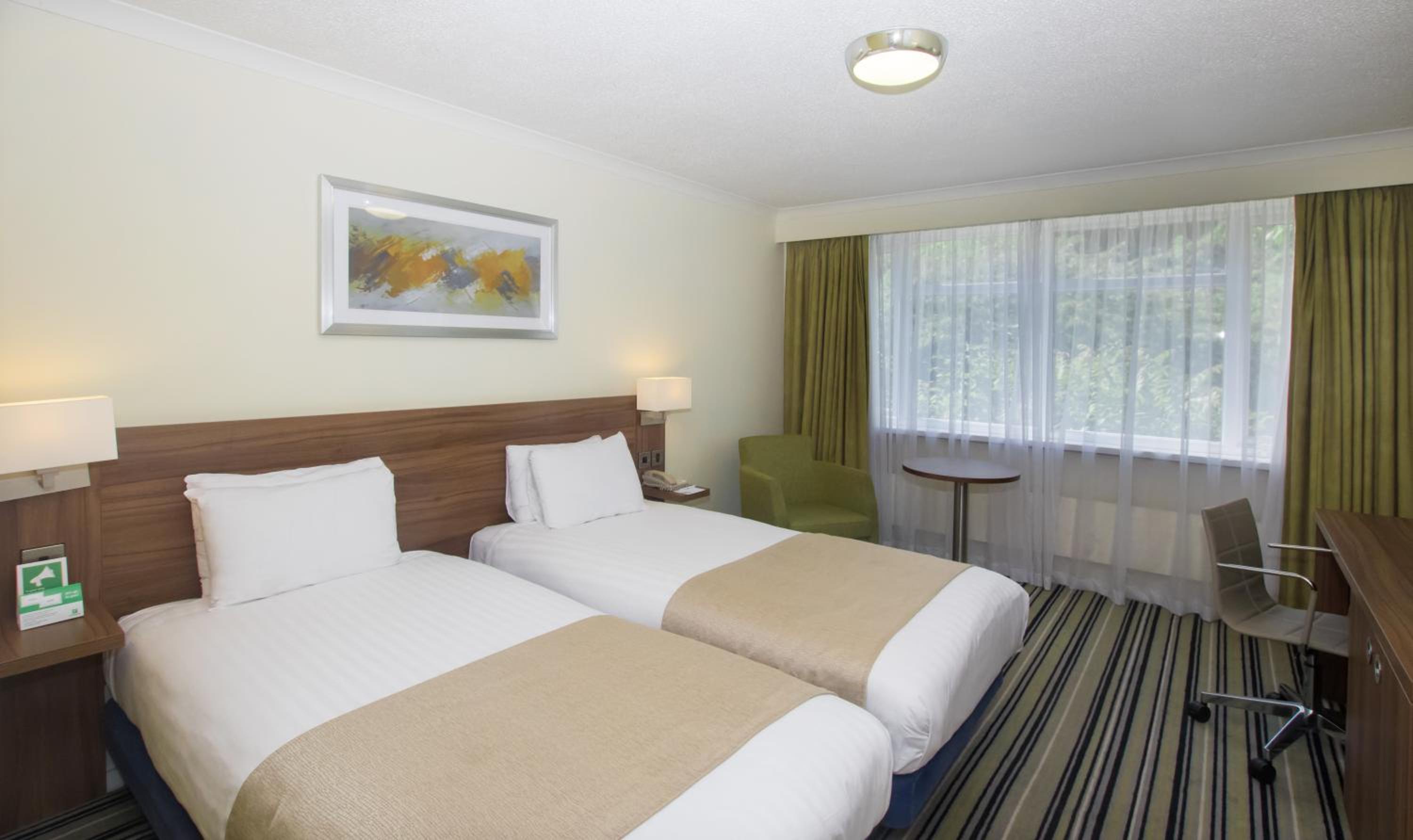 Standard Room - Photo 9
