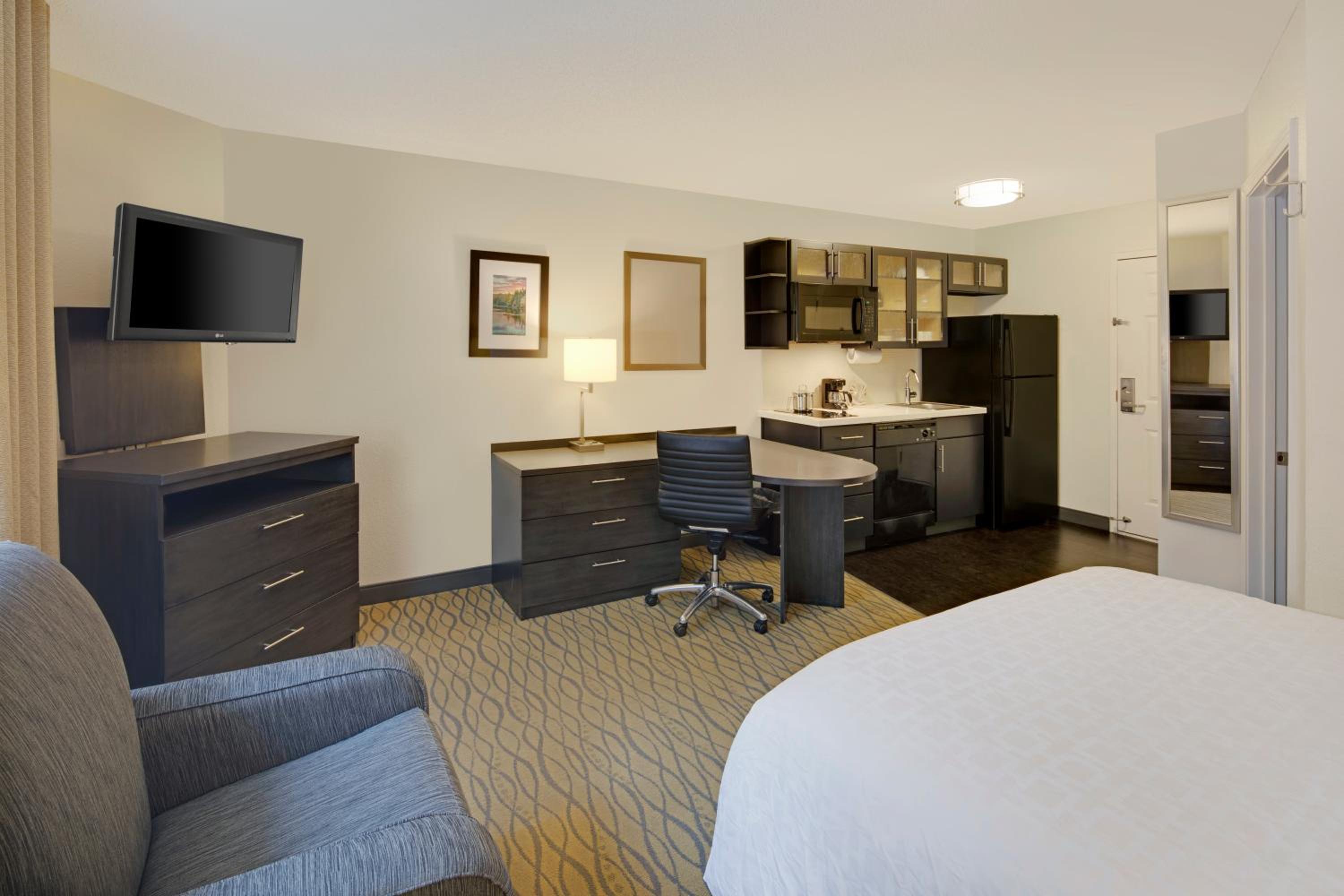King Studio Suite - Photo 1