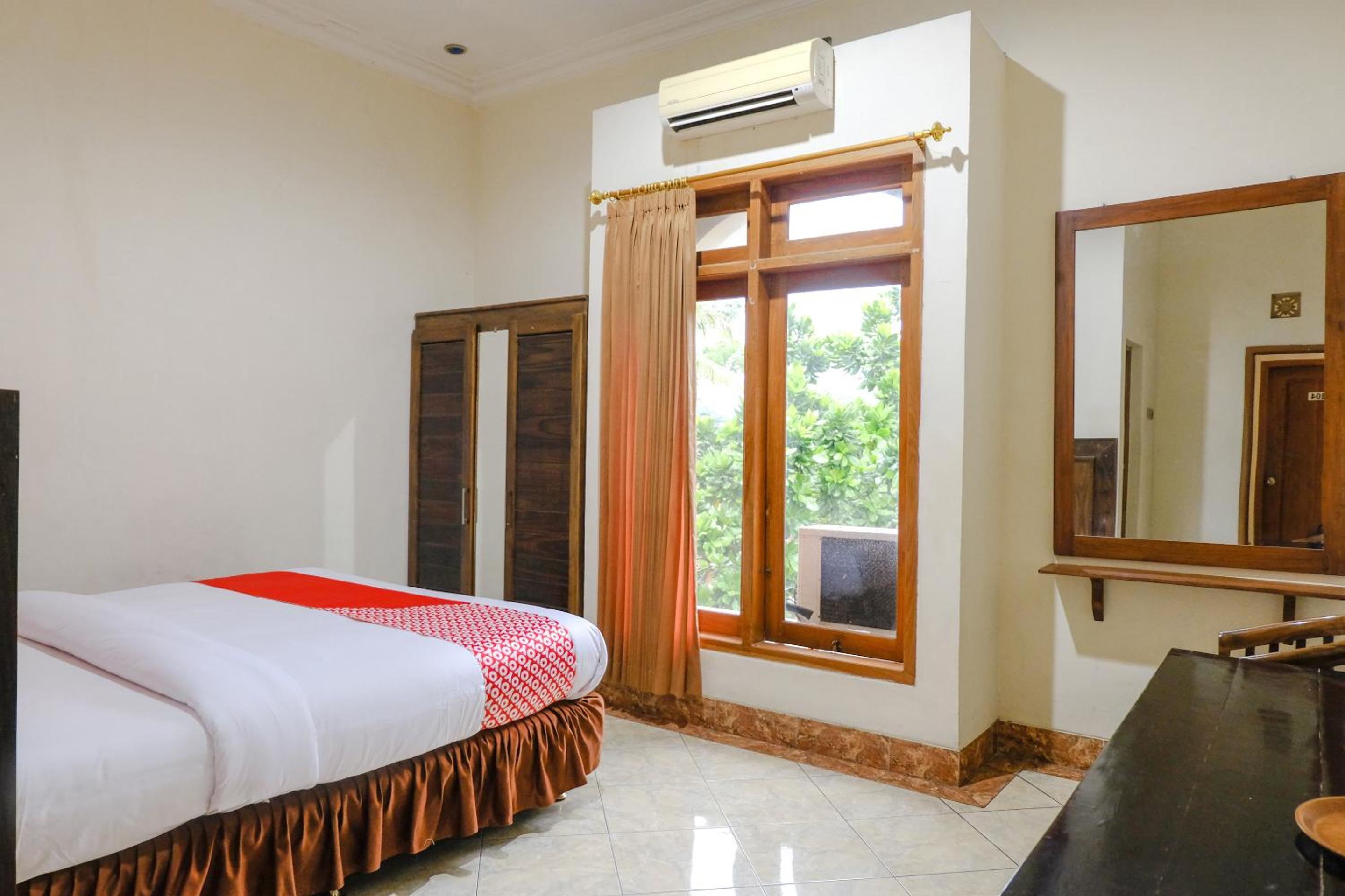Deluxe Double Room - Photo 10