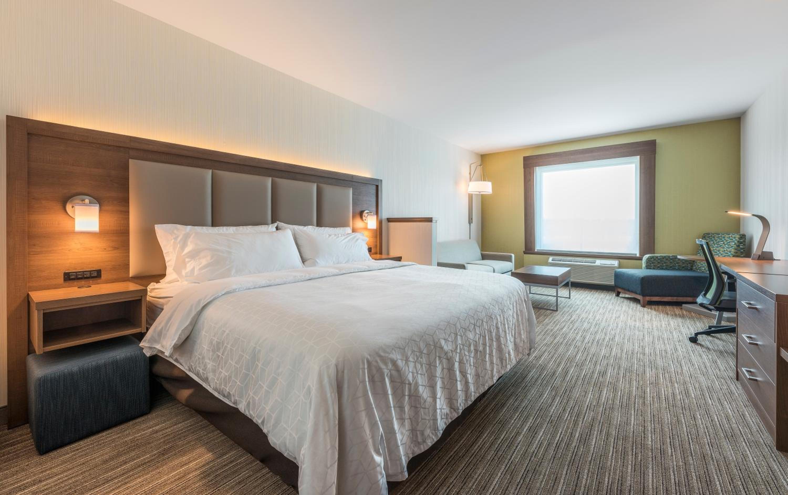 King Suite with Sofa Bed