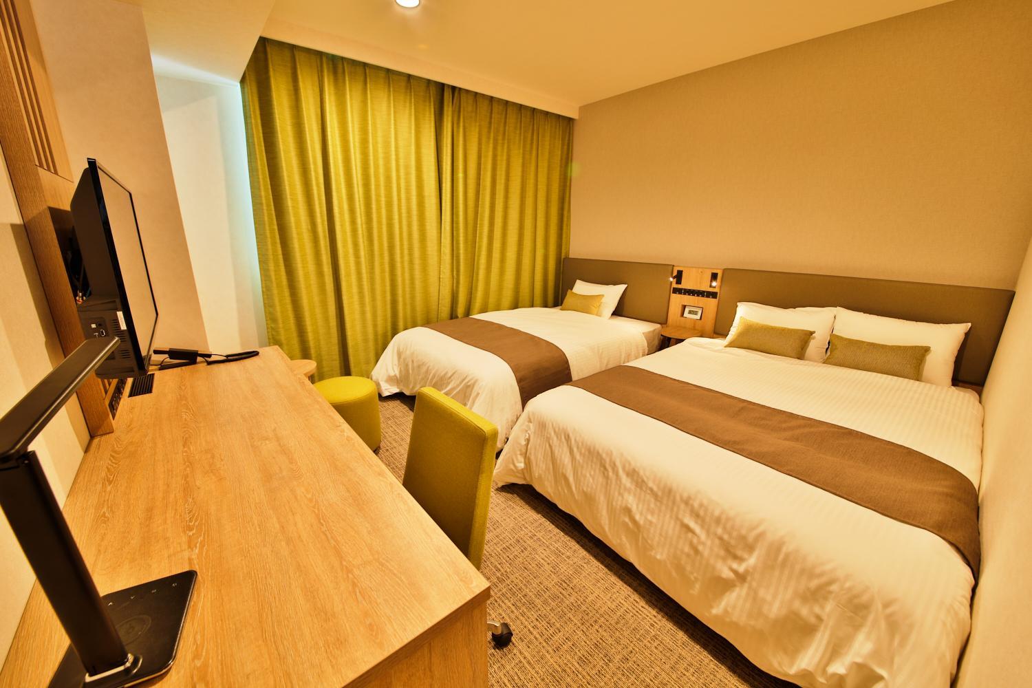 Standard Twin Room - Photo 1
