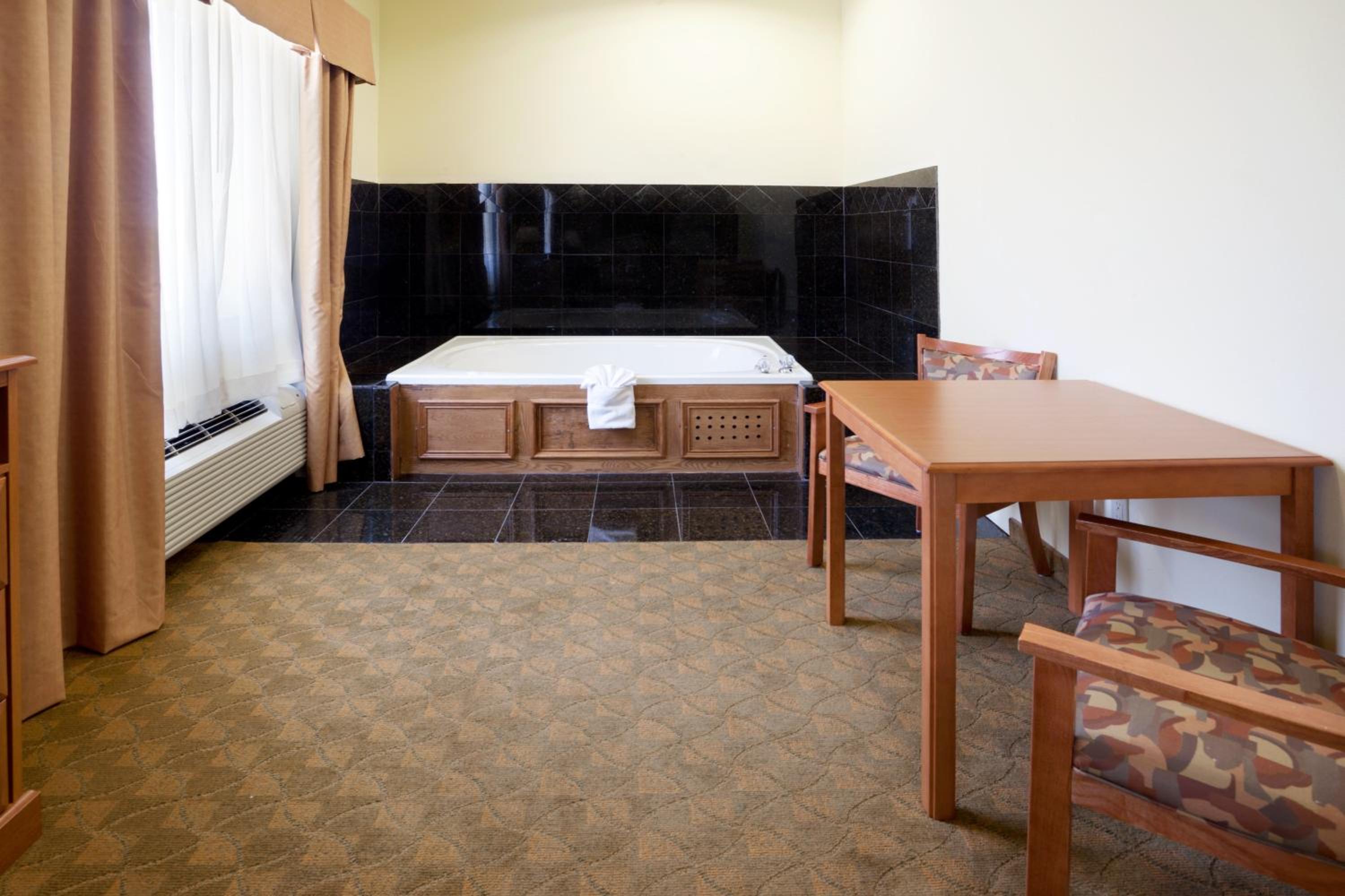 King Room - Non-Smoking