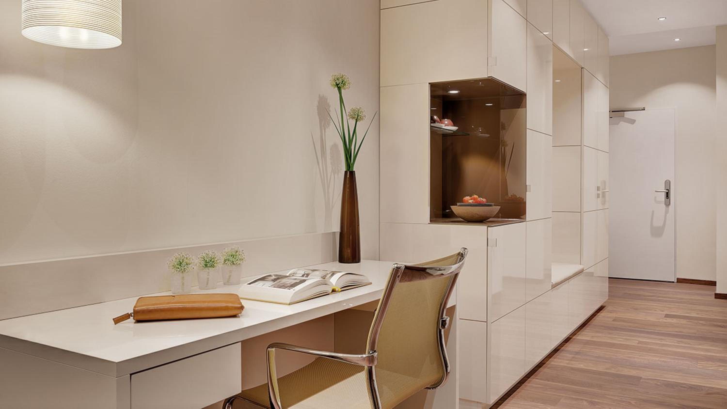 Penthouse Suite with Garden View