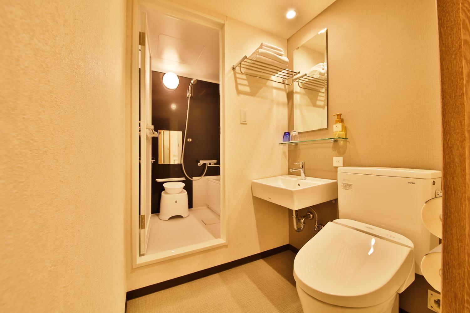 Standard Twin Room - Photo 3