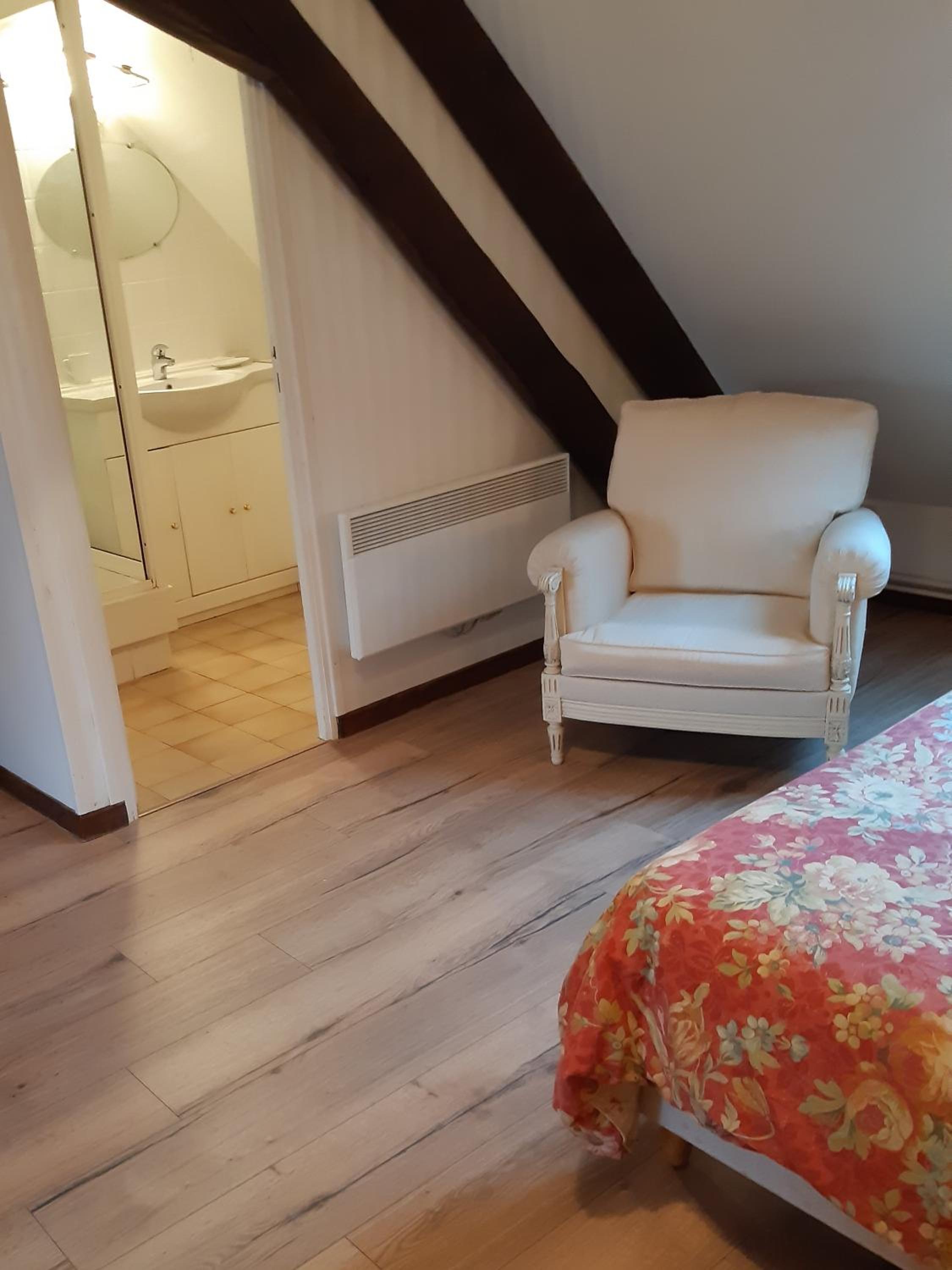 Standard Double Room photo 3
