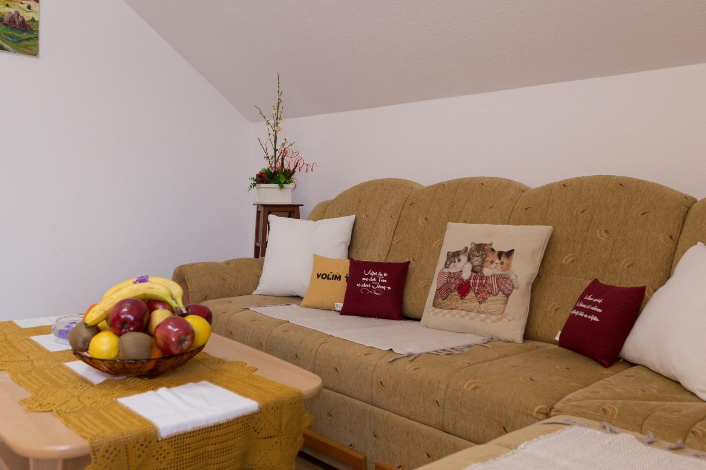 One-Bedroom Apartment - Photo 31