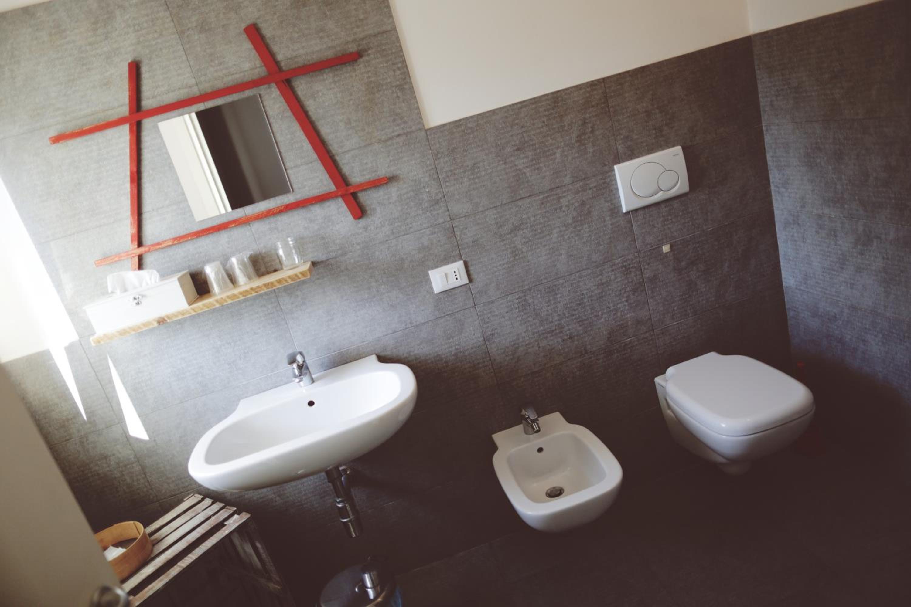 Double Room - Photo 10