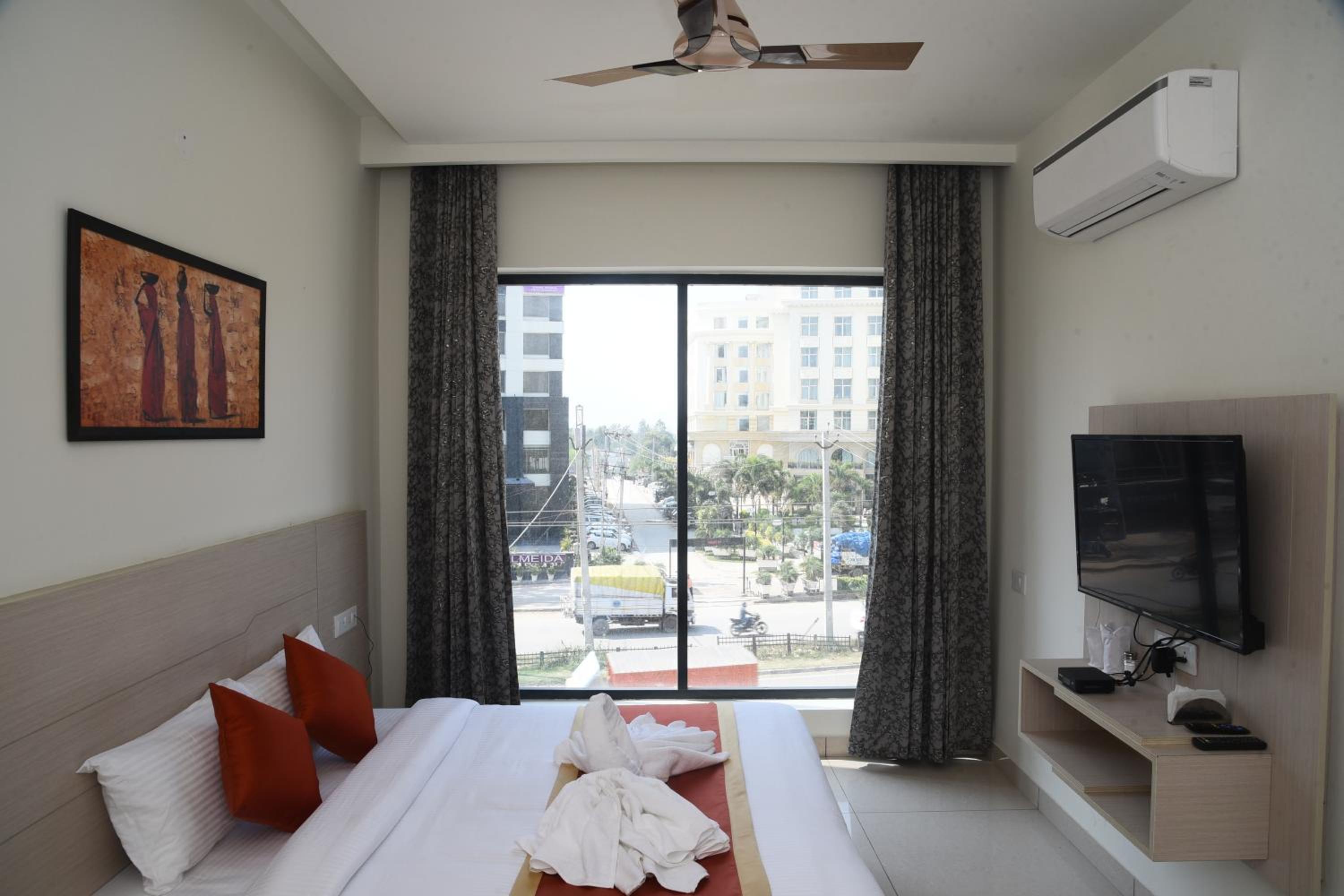 Queen Room