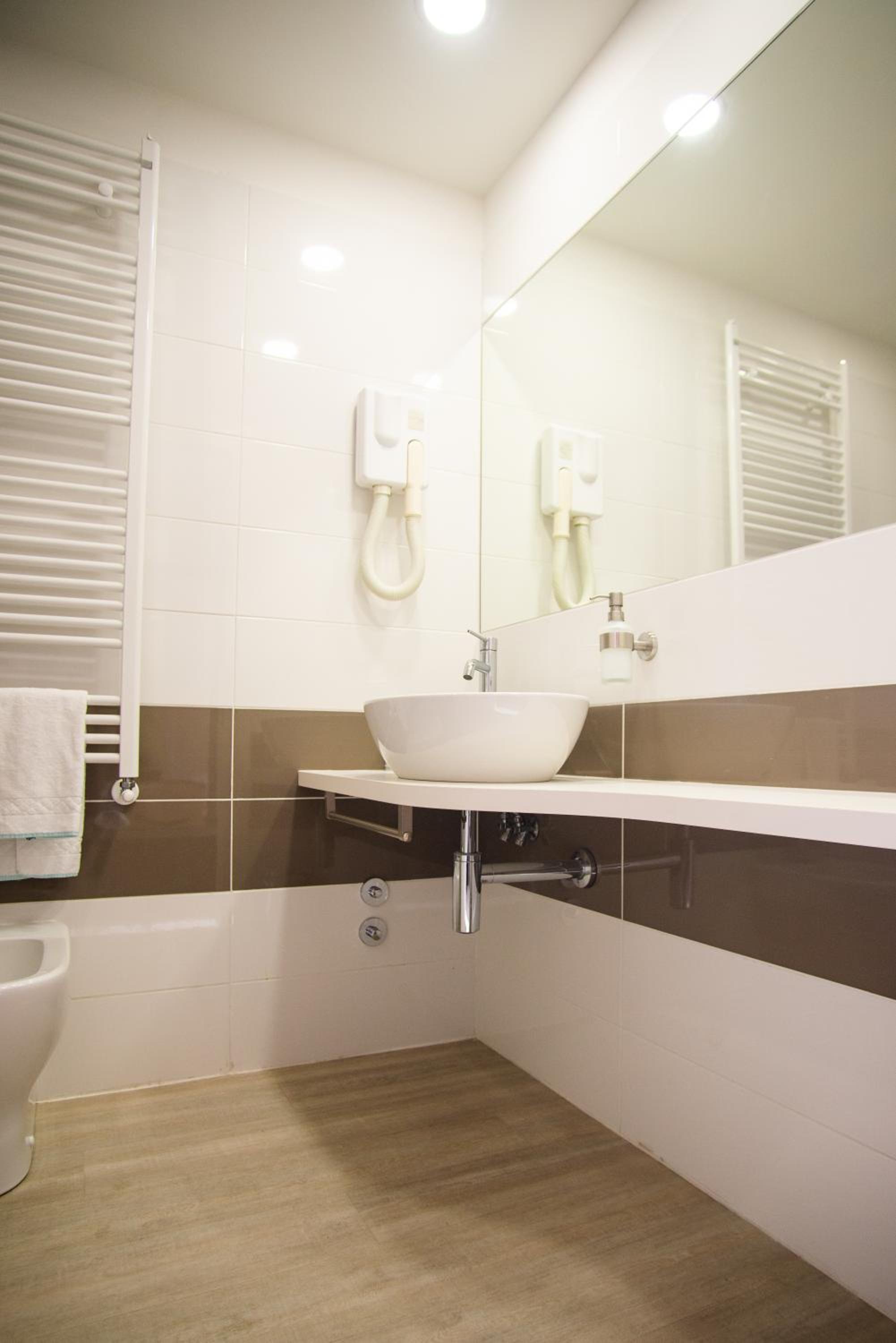 Superior Double Room - Photo 20