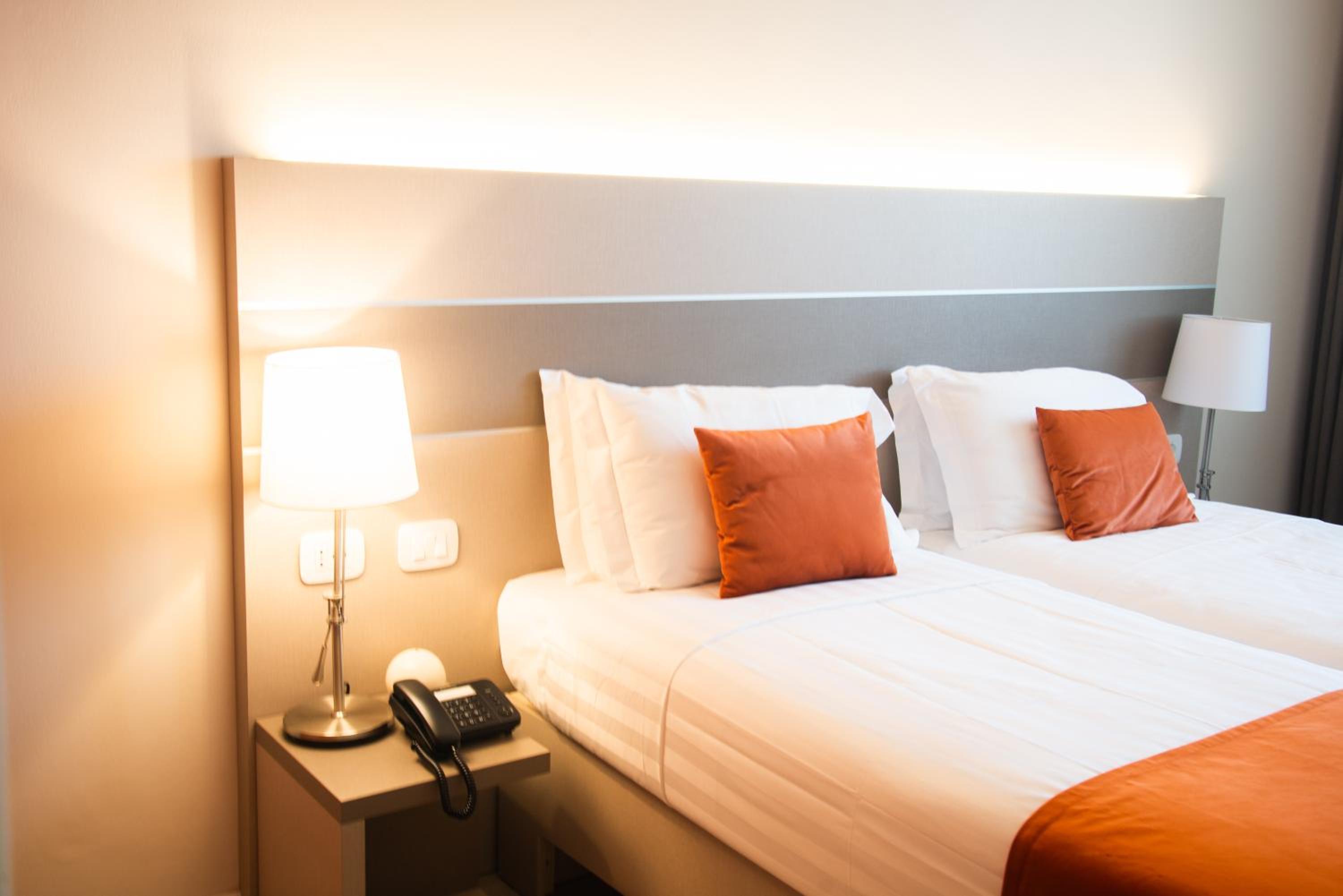 Superior Twin Room - Photo 1