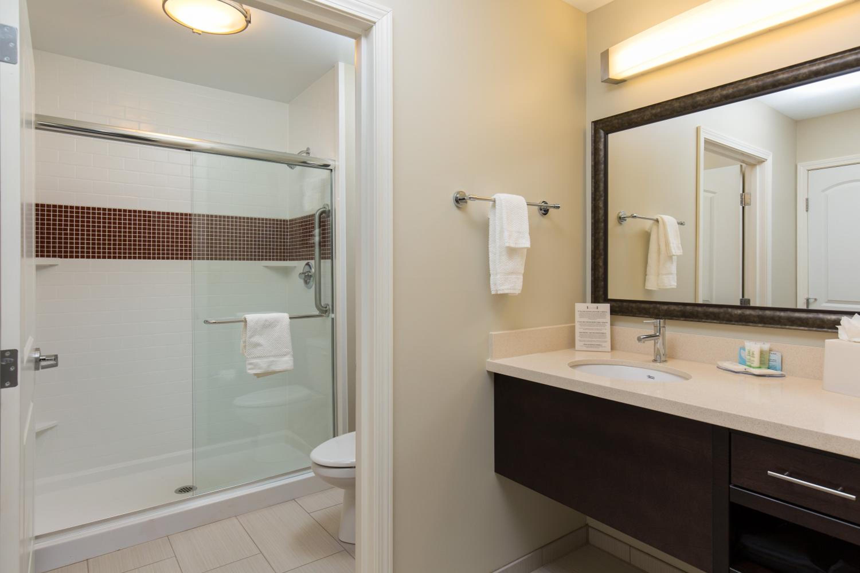 One-Bedroom King Suite