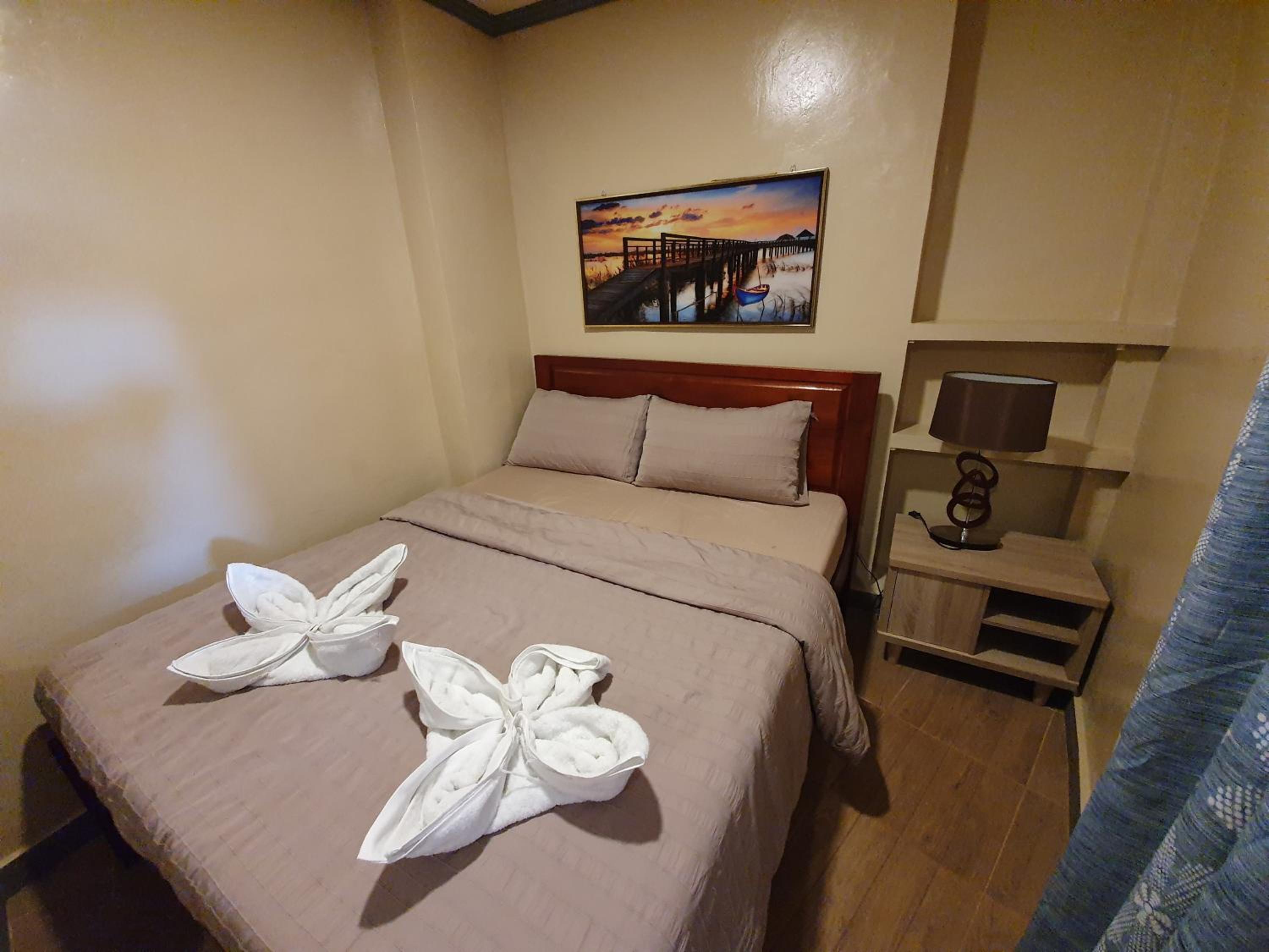 Comfort Triple Room with Shower - Photo 1