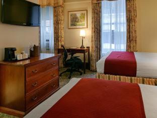 Double Room with Bath Tub - Disability Access/Non-Smoking  - Photo 4