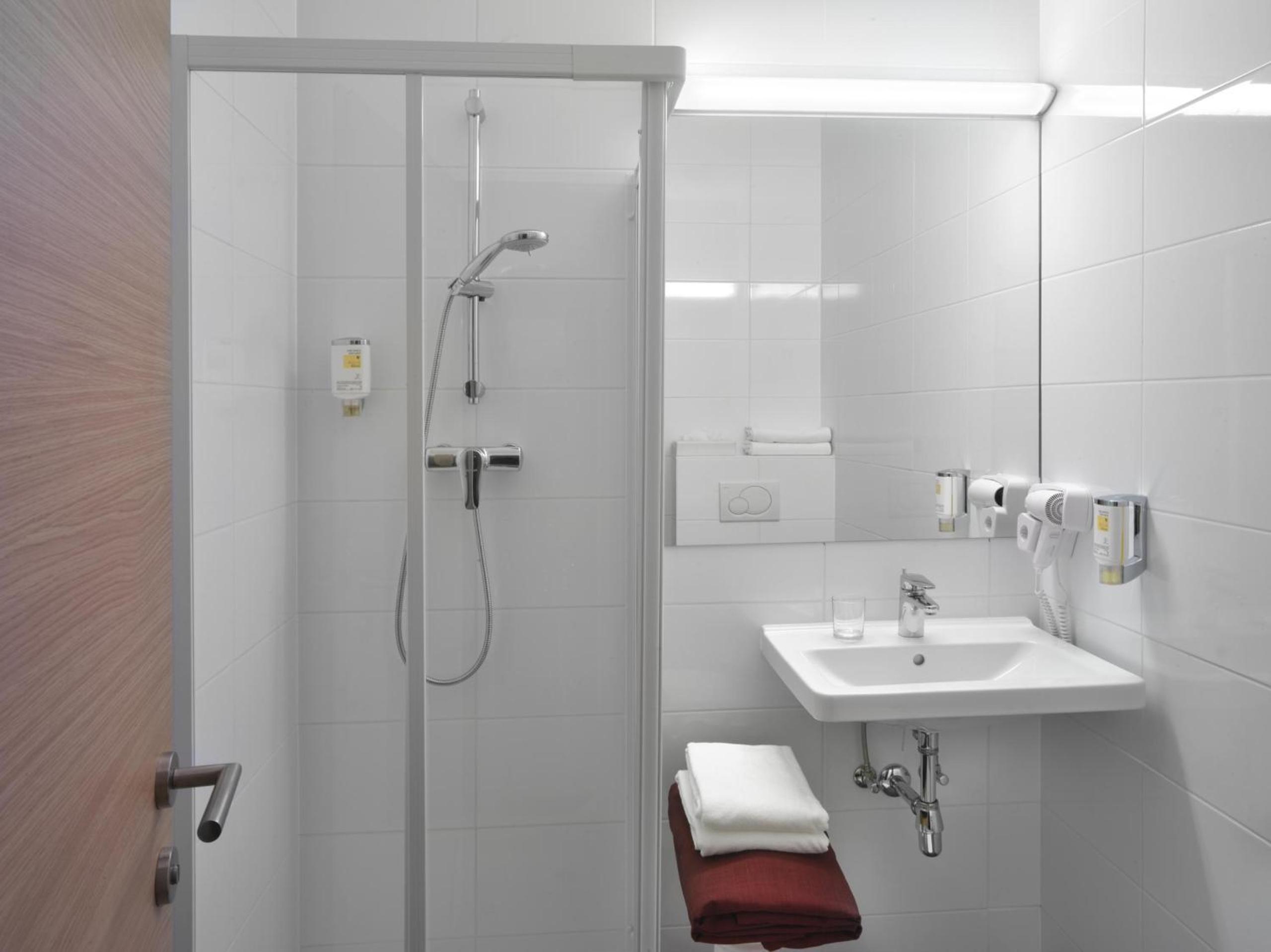 Double Room - Photo 22