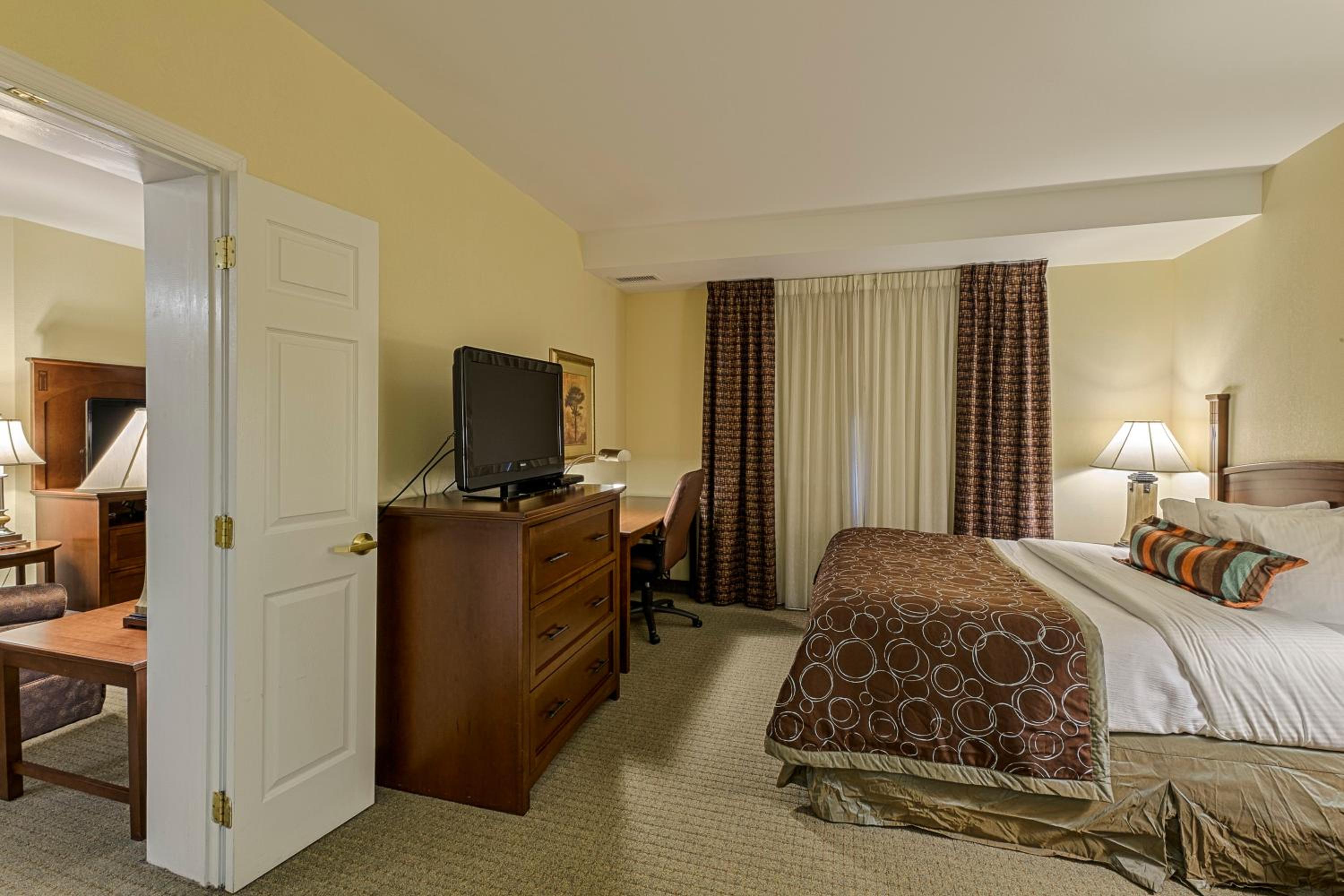One-Bedroom King Suite - Photo 1