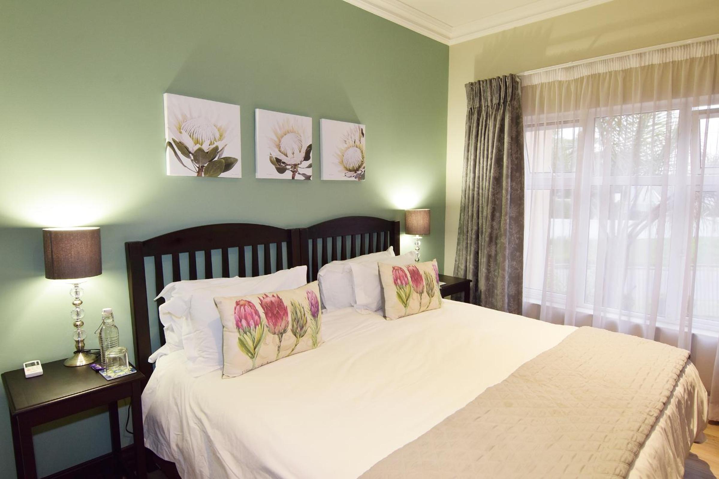 Coral - King Room Private Entrance photo 2