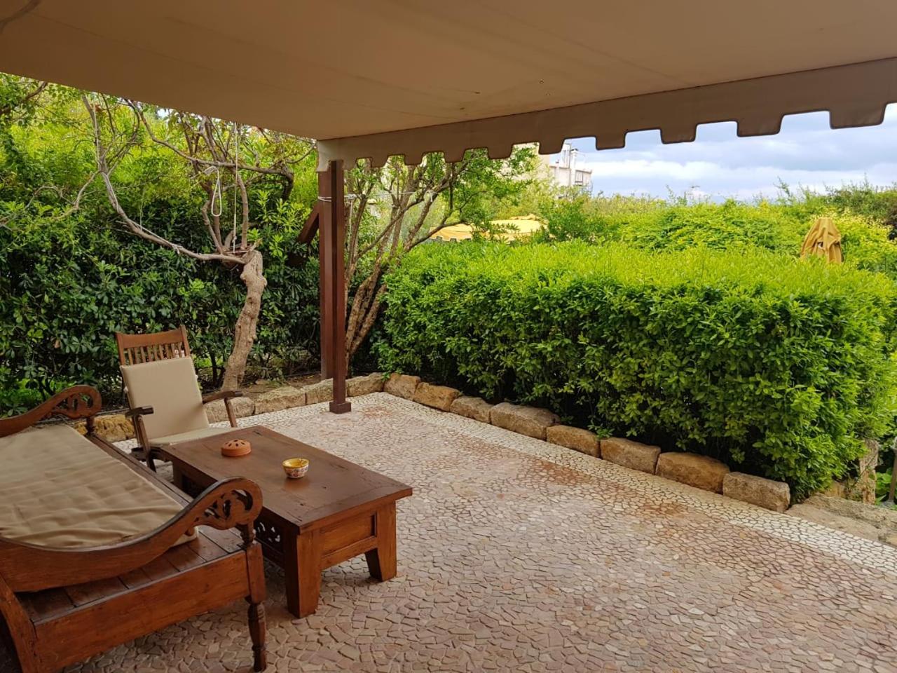 Bamboo Bungalow photo 3