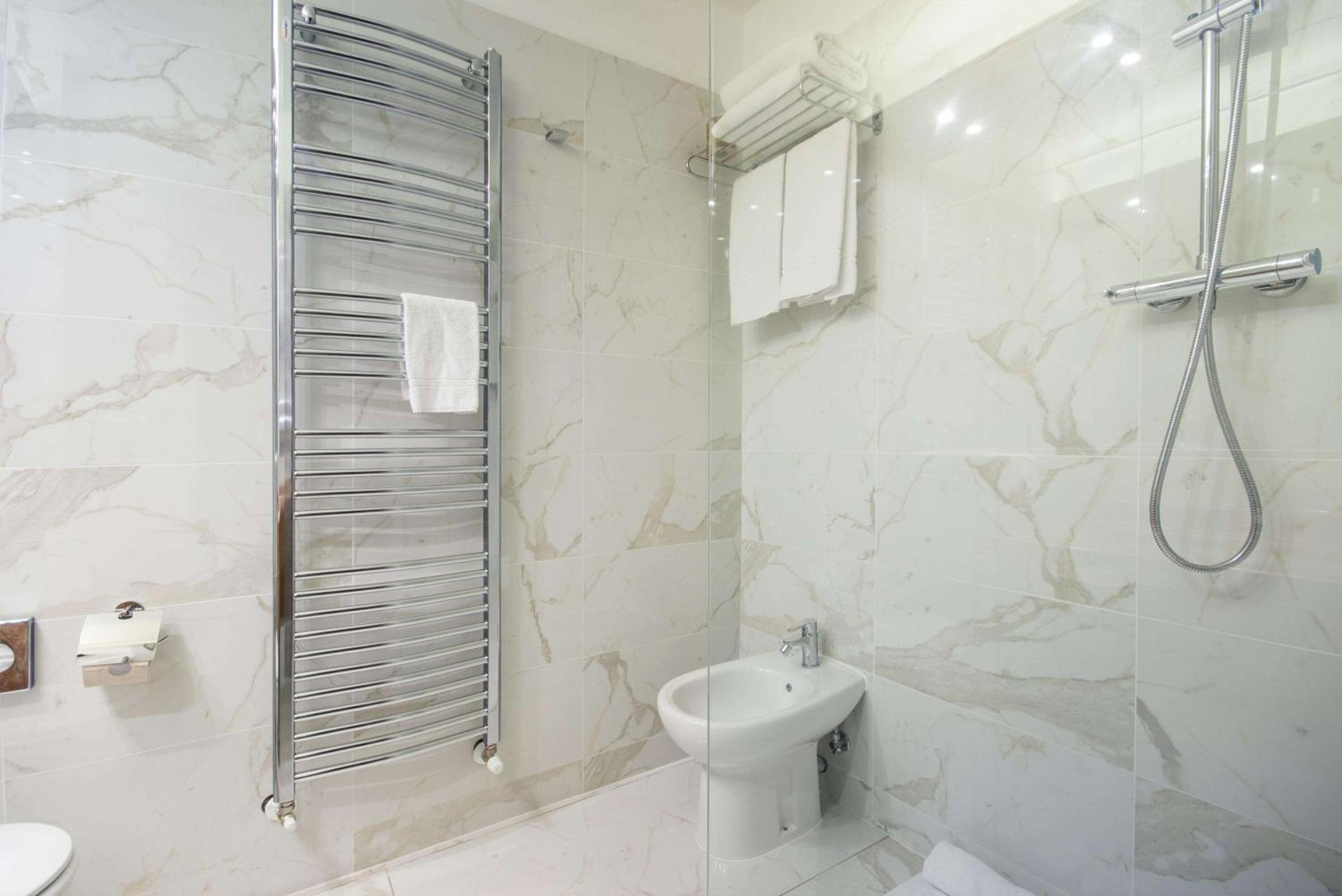 Apartment - Annex - Photo 18