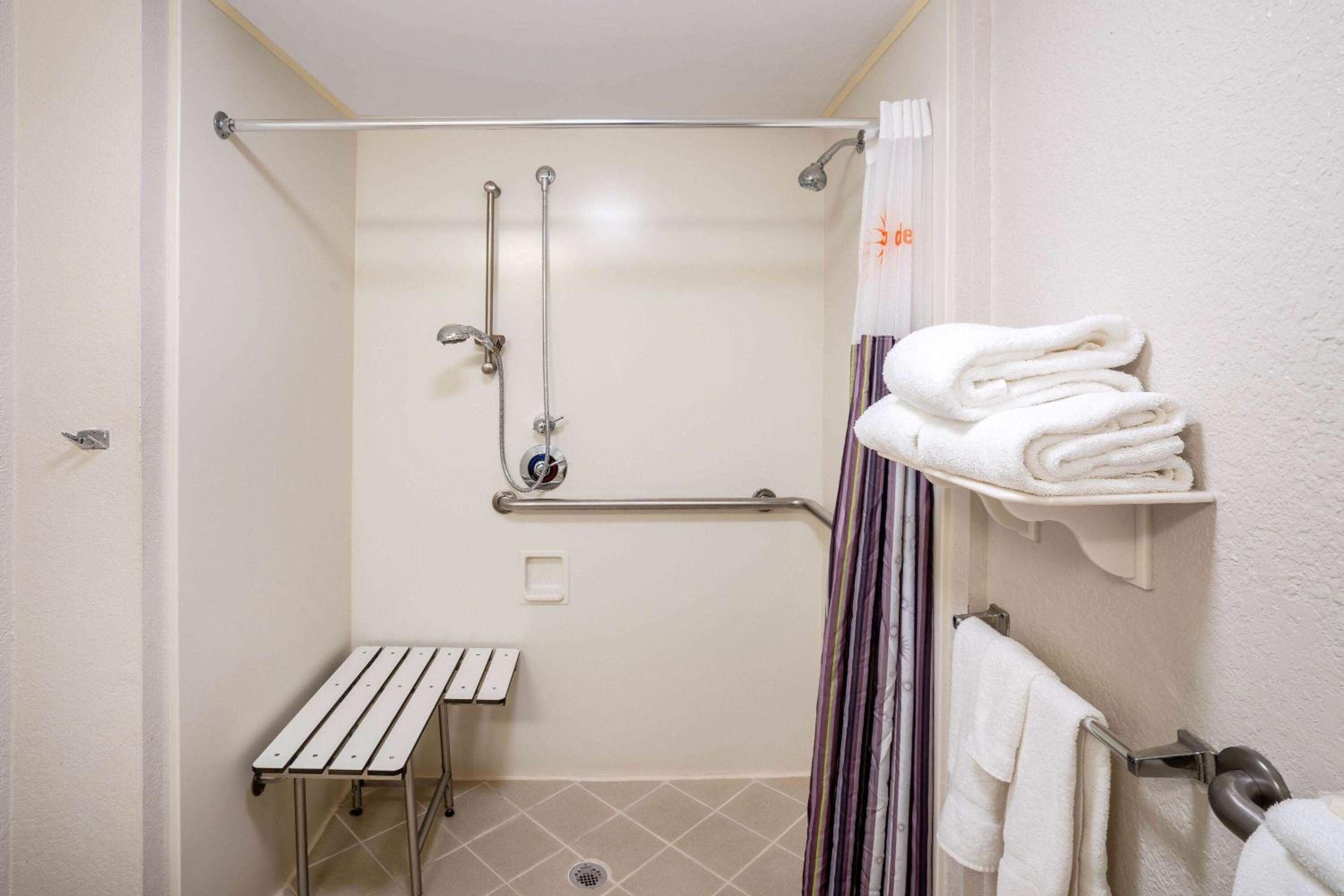 La Quinta by Wyndham Nashville Airport/Opryland, Photo 8